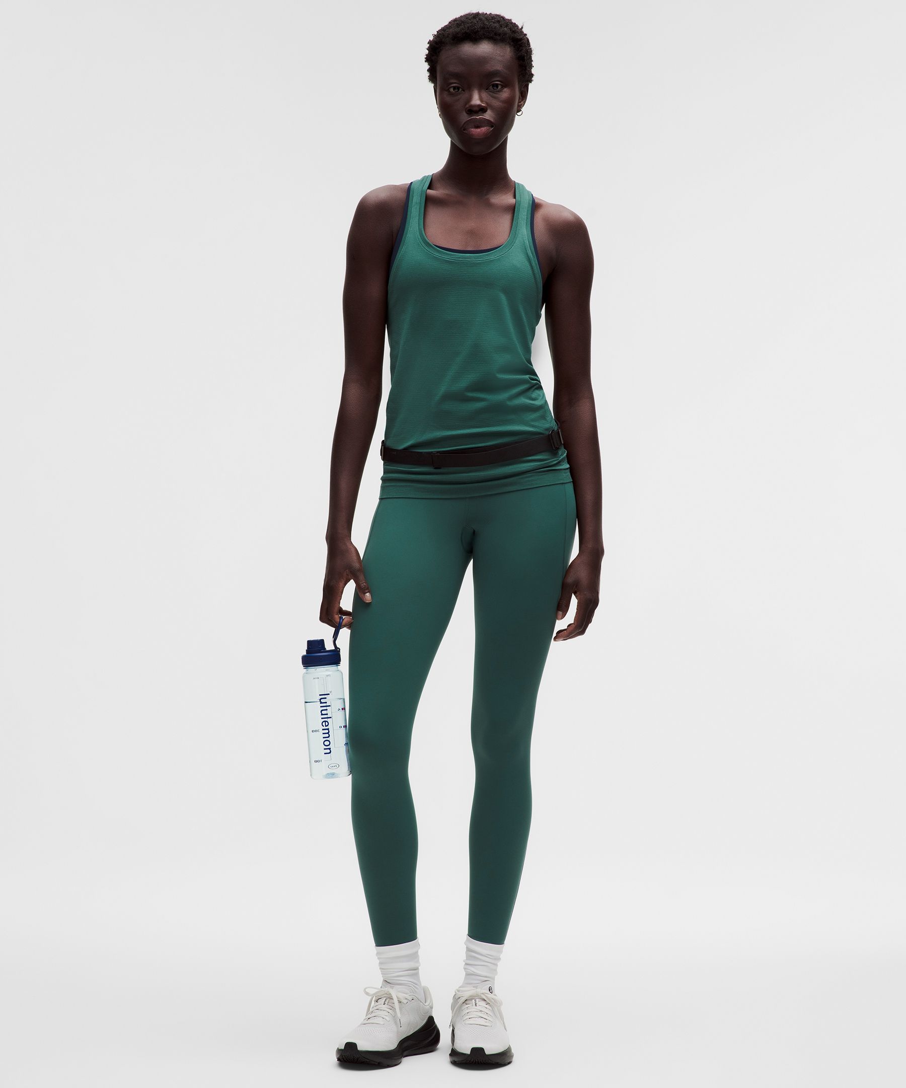 lululemon – Women’s Fast and Free High-Rise Tight Leggings 5 Pocket – 28″ – Color Green – Size 14