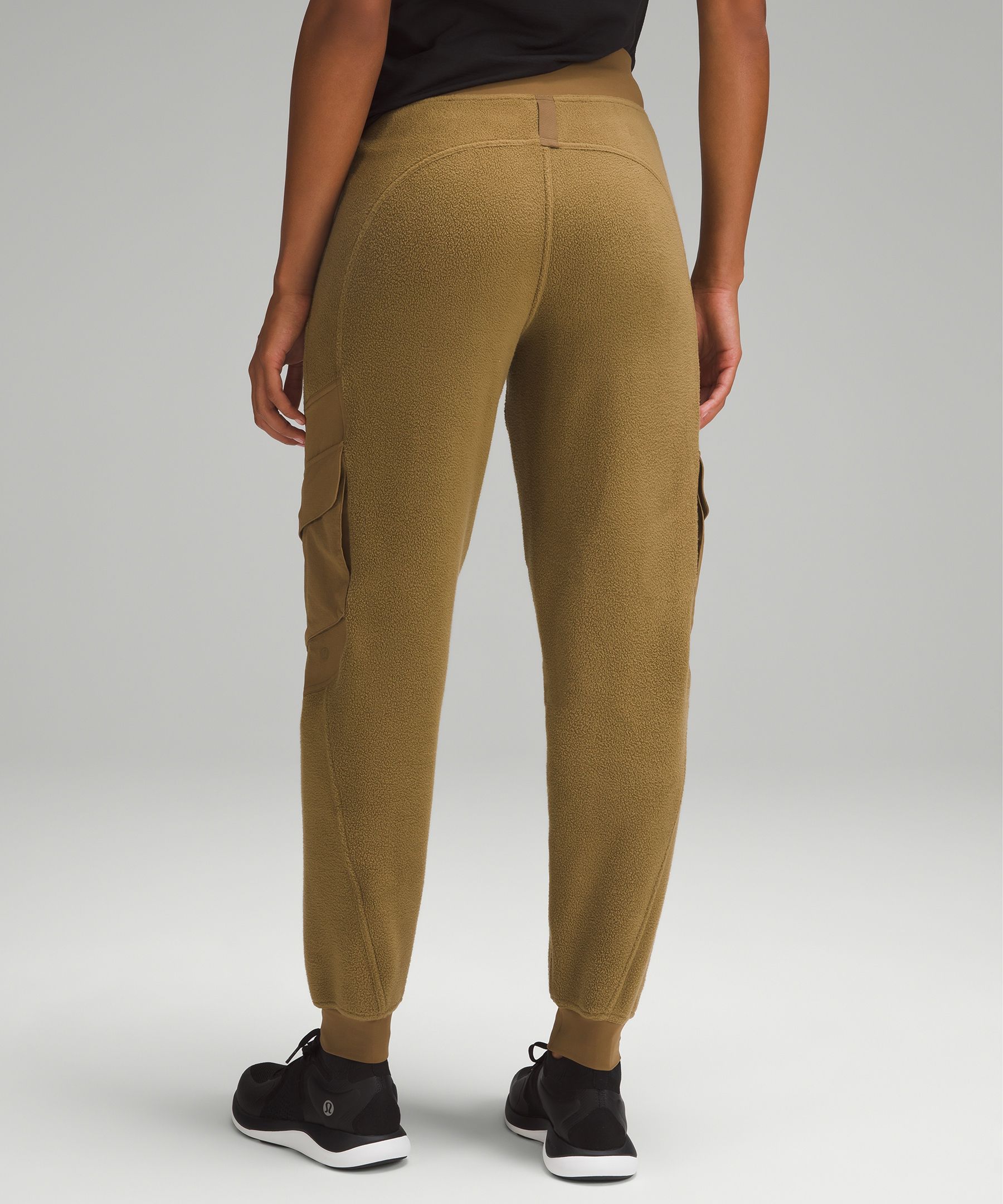 Wholesale Womens High Waist Fleece Lined Leggings With Side Pockets - – S&G  Apparel