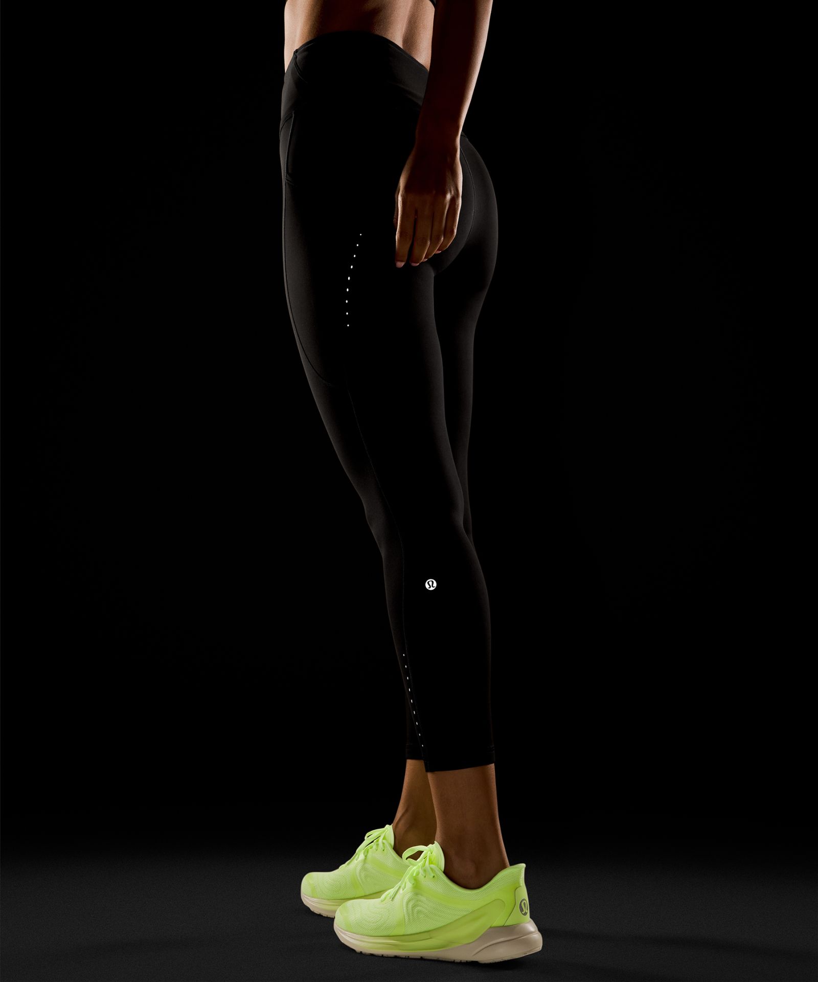 Женские легинсы Lululemon Fast and Free High-Rise Thermal 25 — фото 6