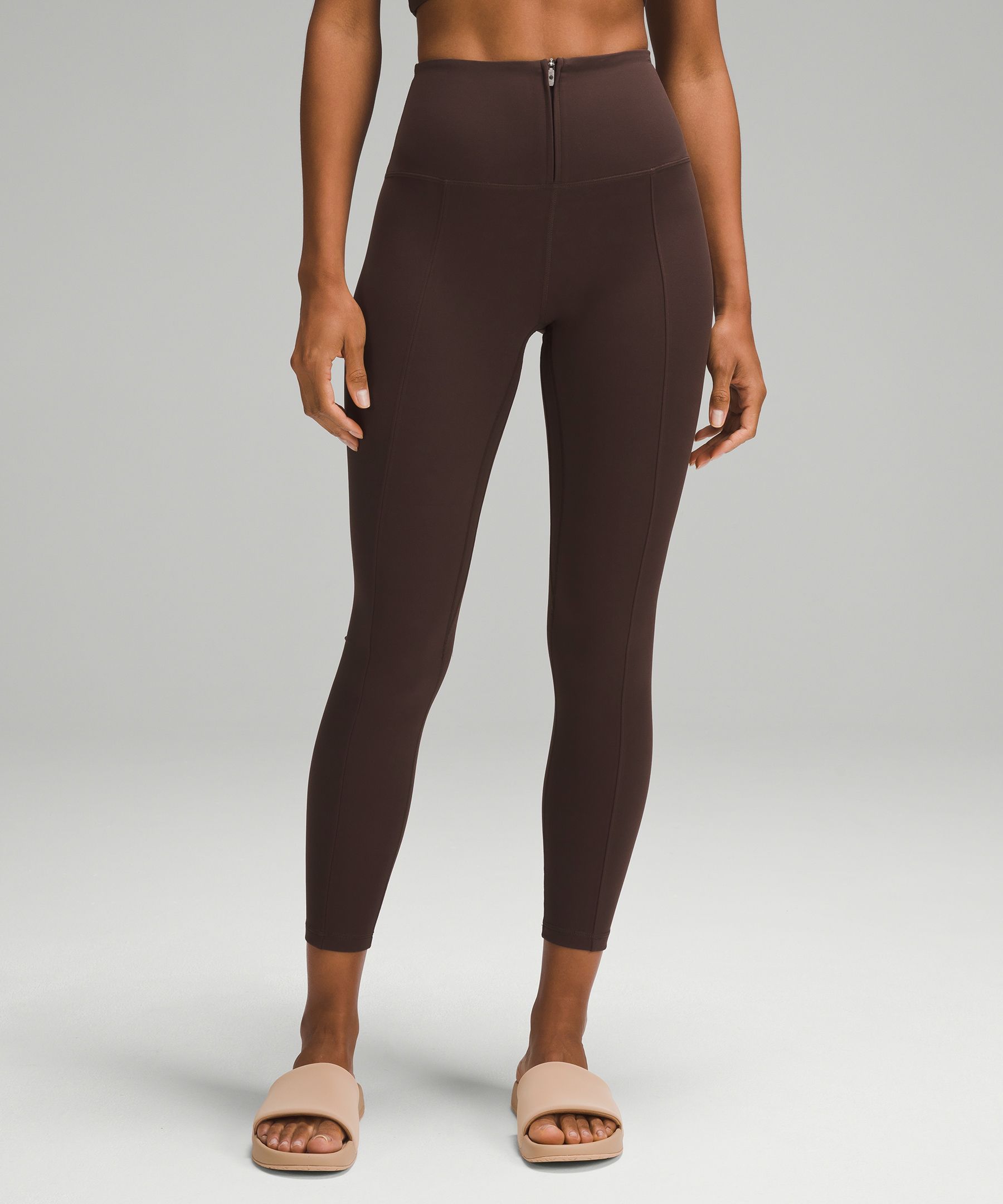 https://images.lululemon.com/is/image/lululemon/LW5FMES_019746_1?size=800,800