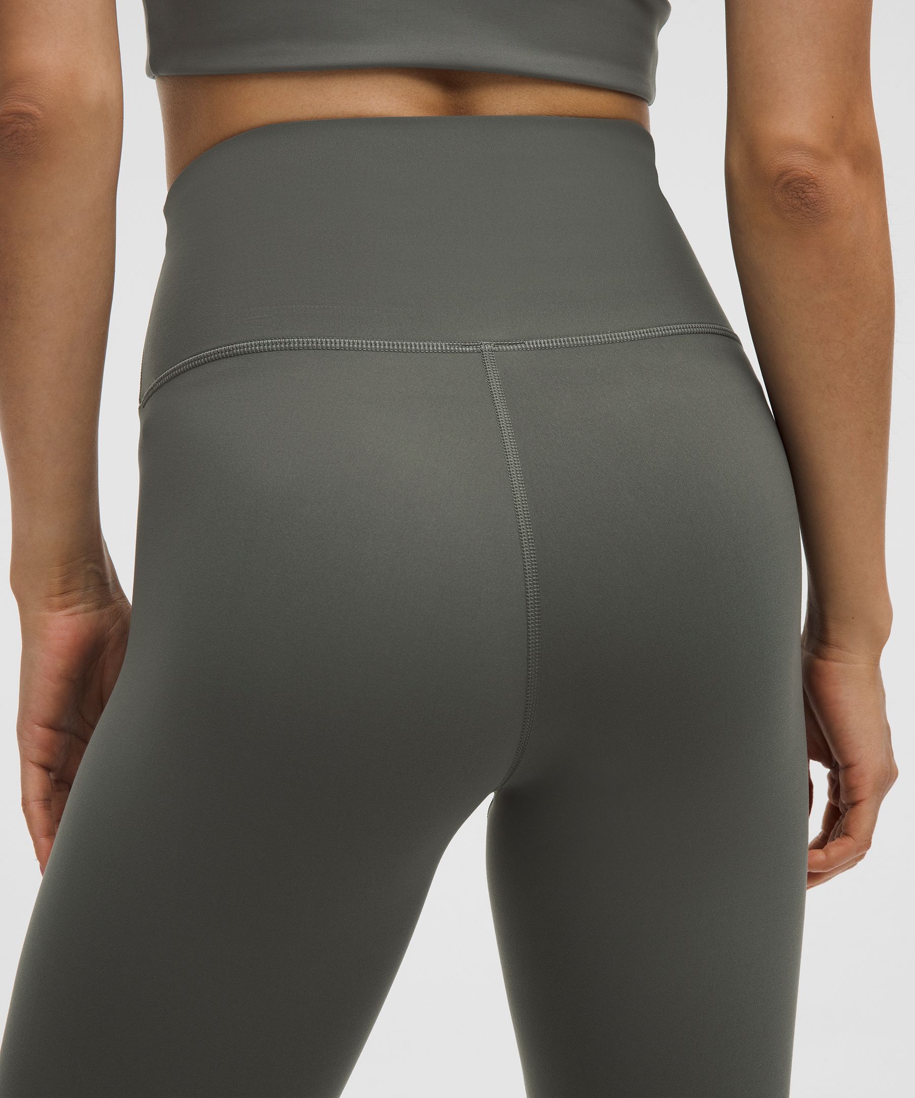 値下げ中　早いもの勝ち【新品】Lululemonアジアフィットハイライズタイト Wunder Under SmoothCover ハイライズタイツ 24インチ *アジア