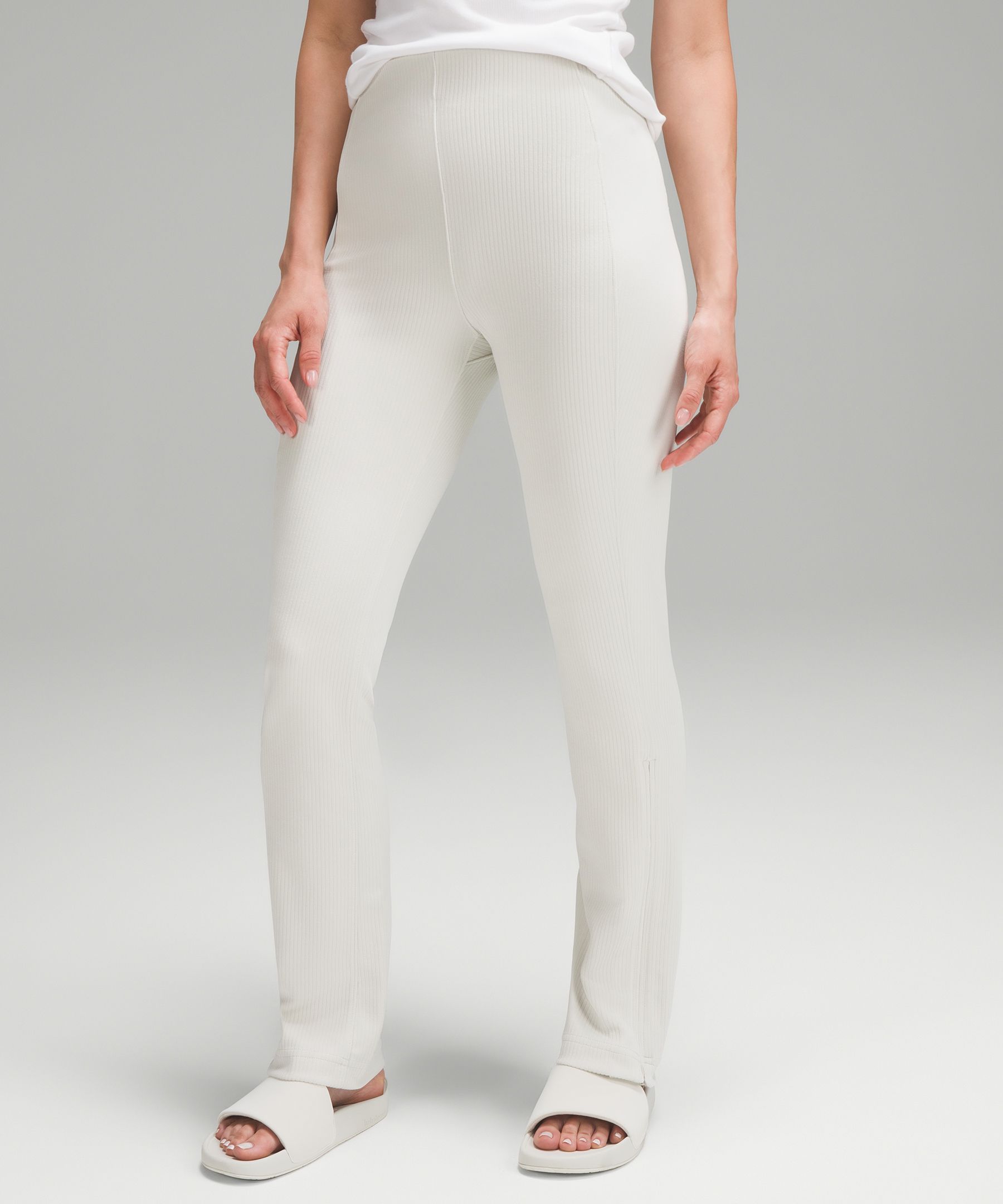 Ribbed Softstreme Zip-Leg High-Rise Pant *Asia Fit