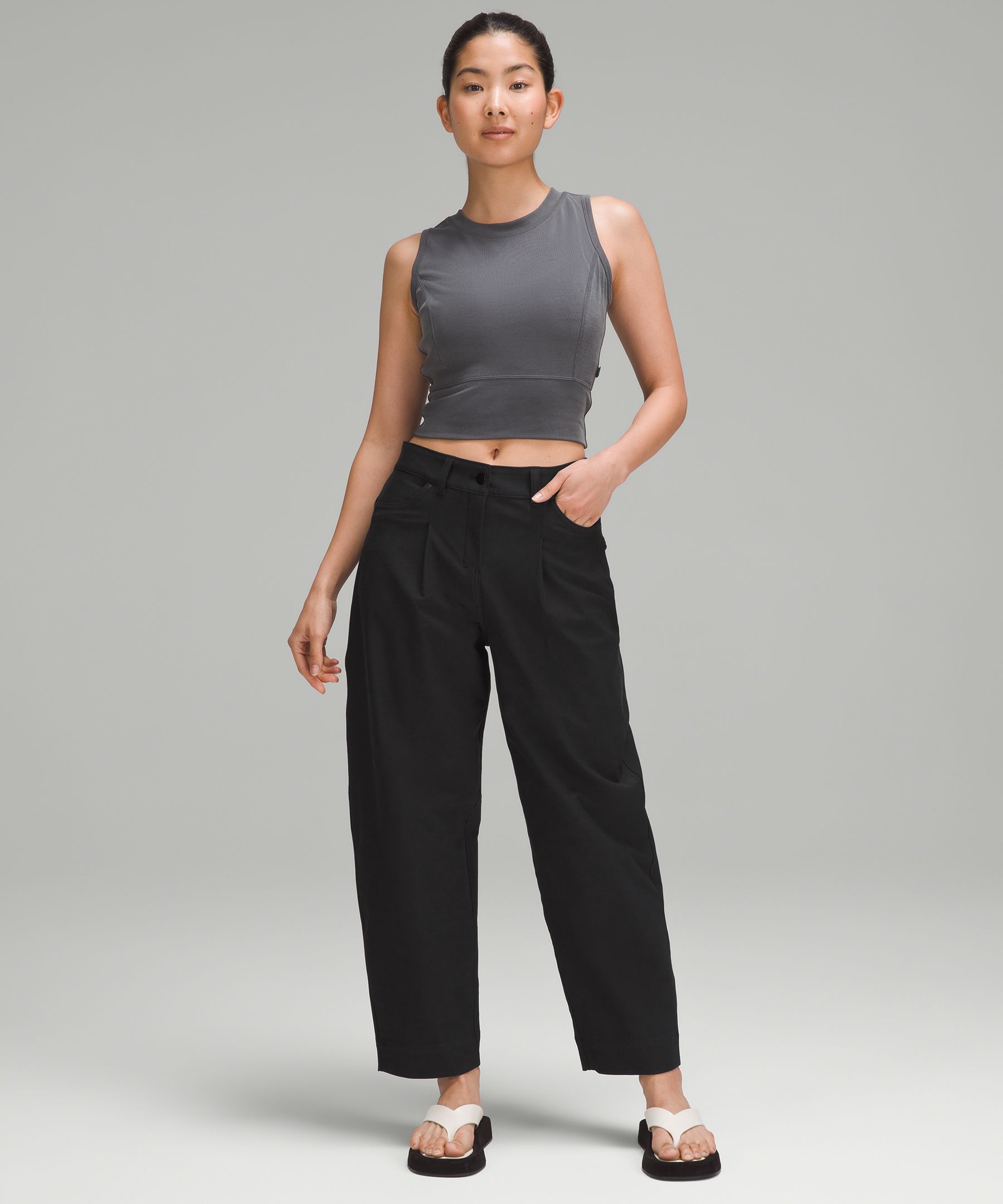 City Sleek Barrel-Leg Pant *Utilitech Asia Fit