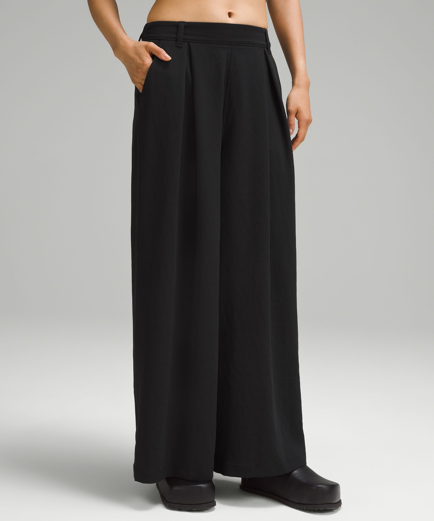 High Rise Pleated Baggy Trouser Pants - Black