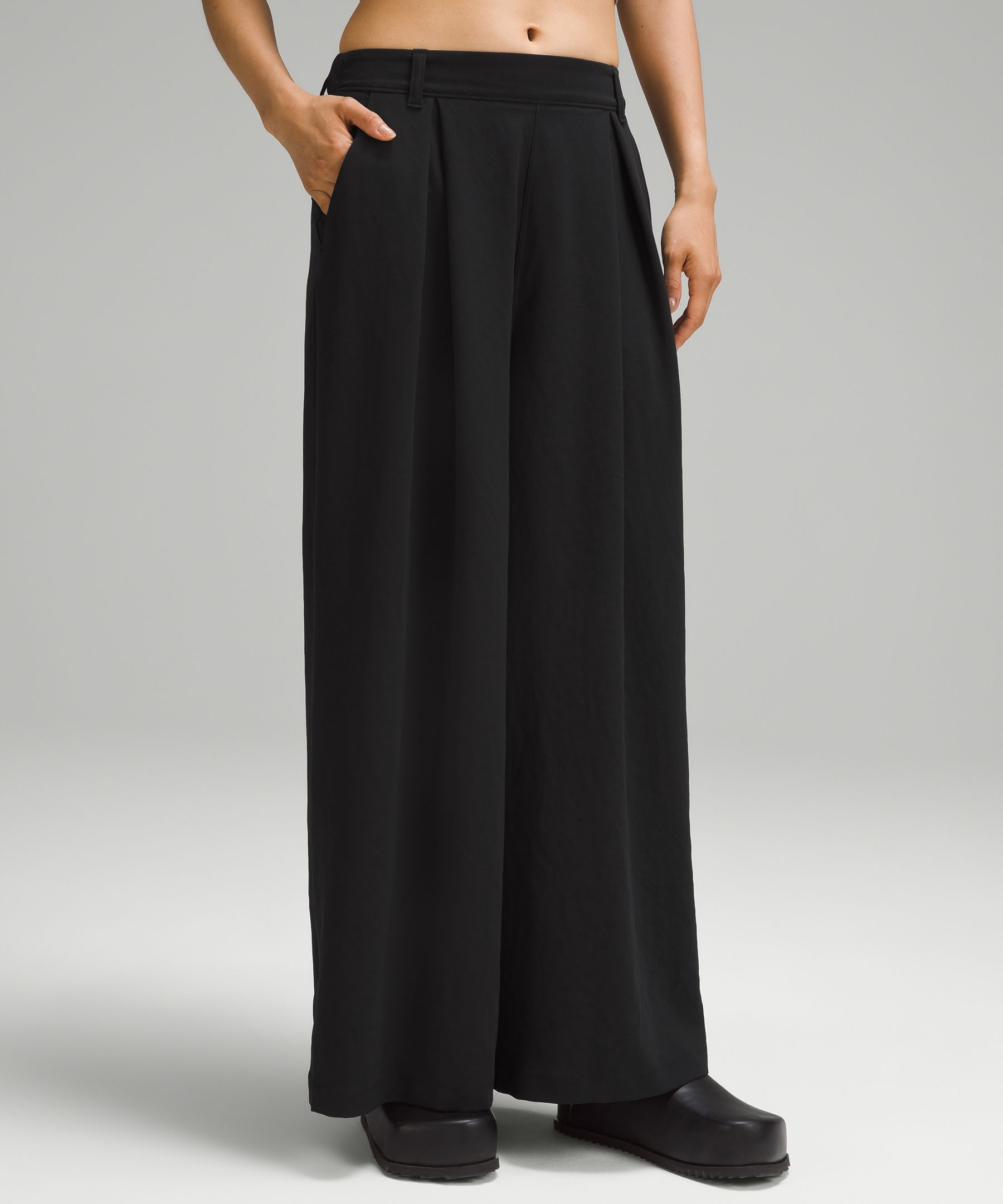 Pleated High Rise Wide Leg Trouser 27