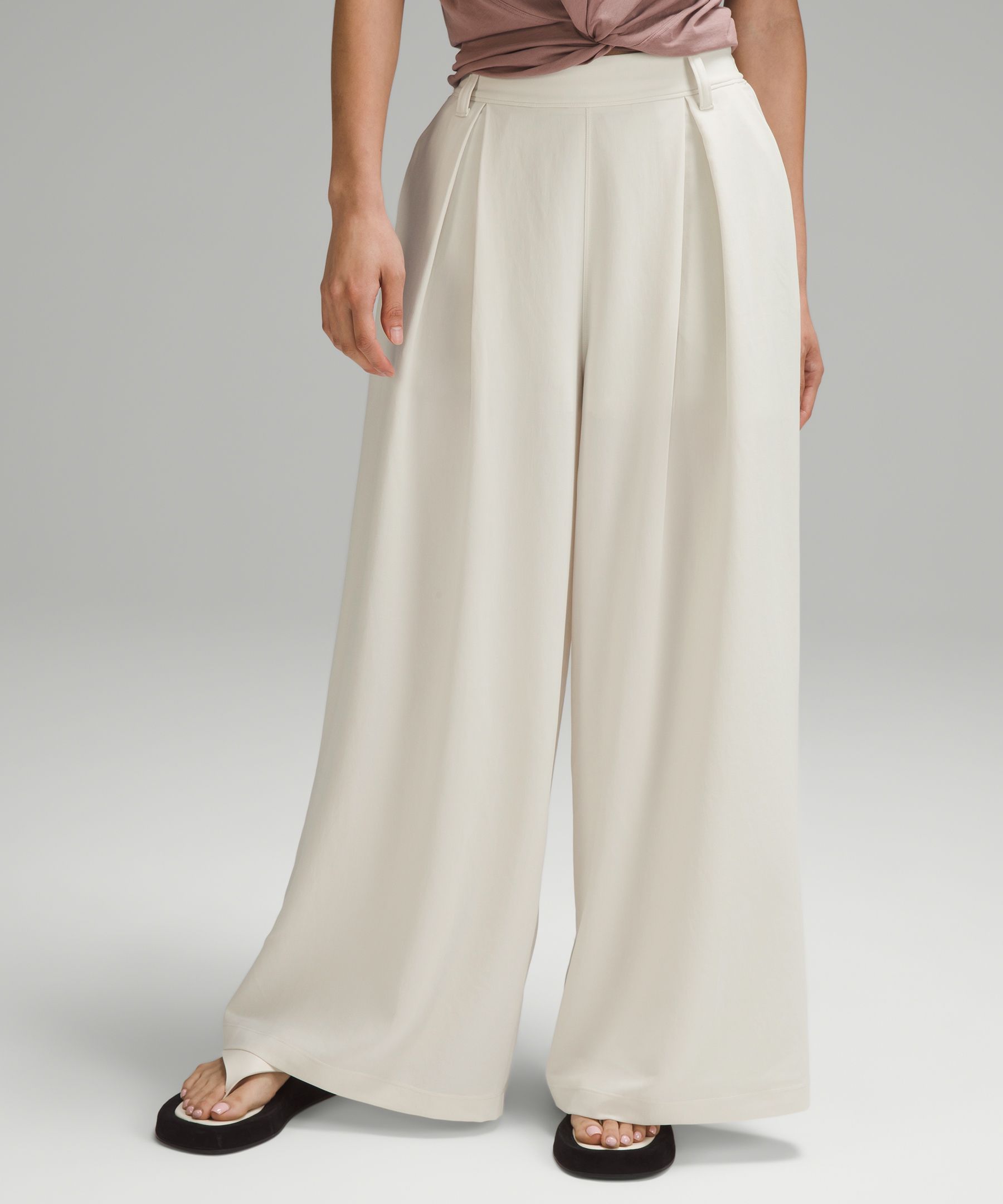 High-rise wideleg trousers