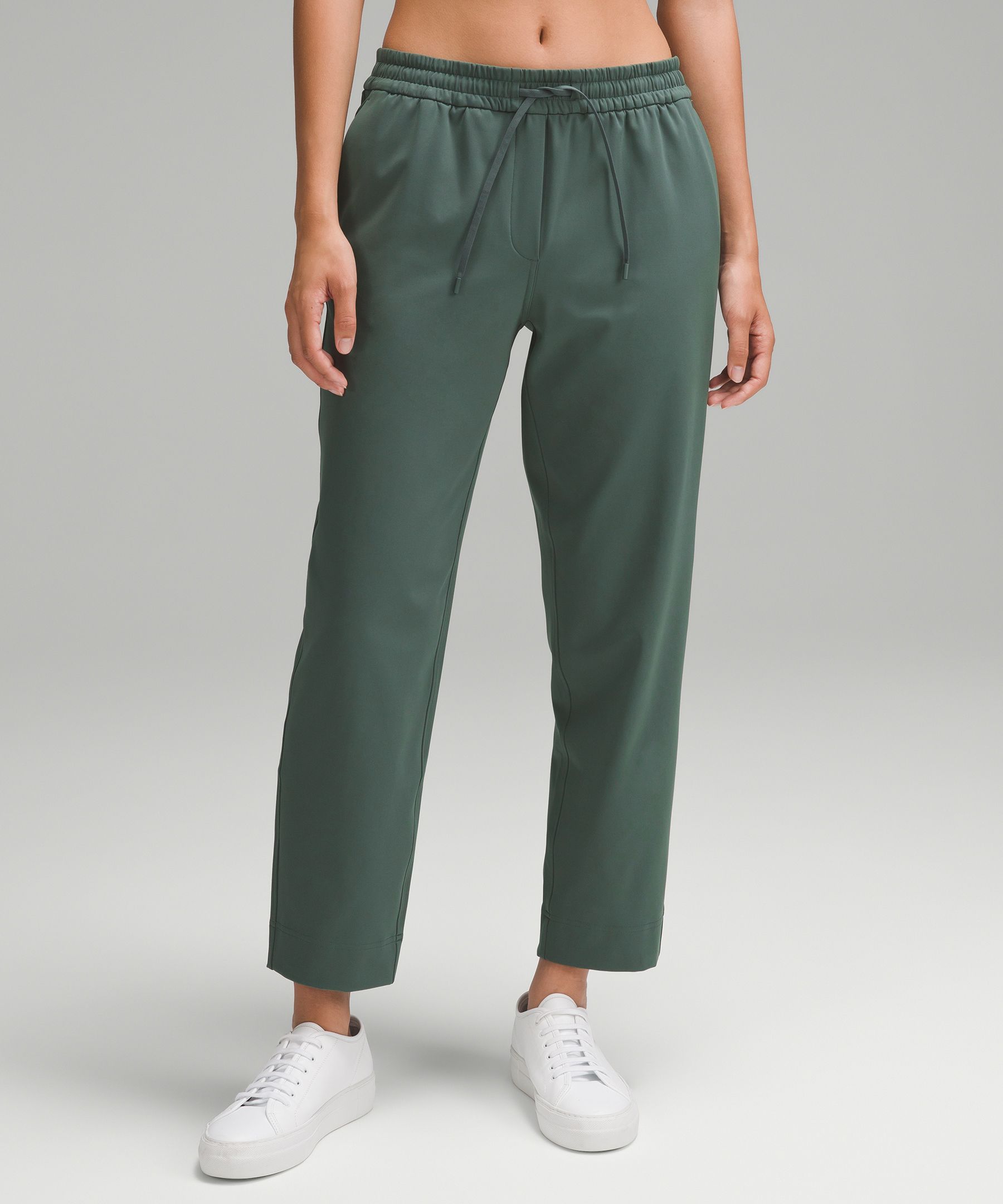 Tapered-Leg Mid-Rise Pant 7/8 Length *Luxtreme