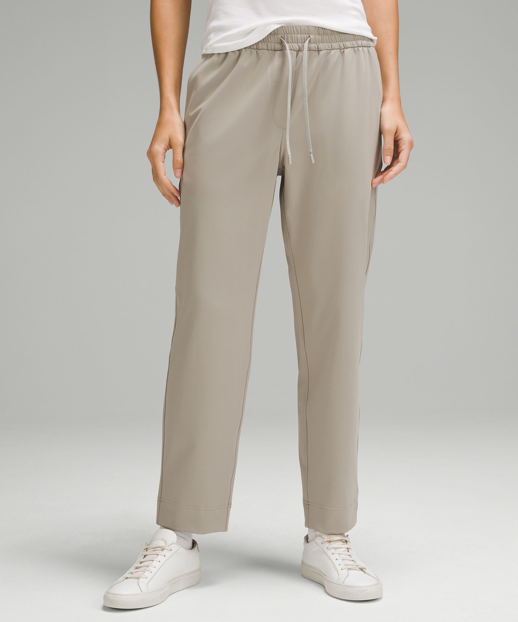 Tapered-Leg Mid-Rise Pant 7/8 Length *Luxtreme