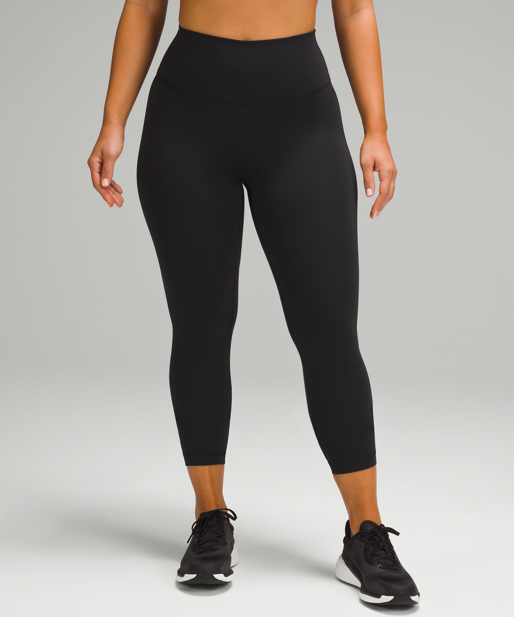 Wunder Trains sizing question: normally between 6/8 : r/lululemon