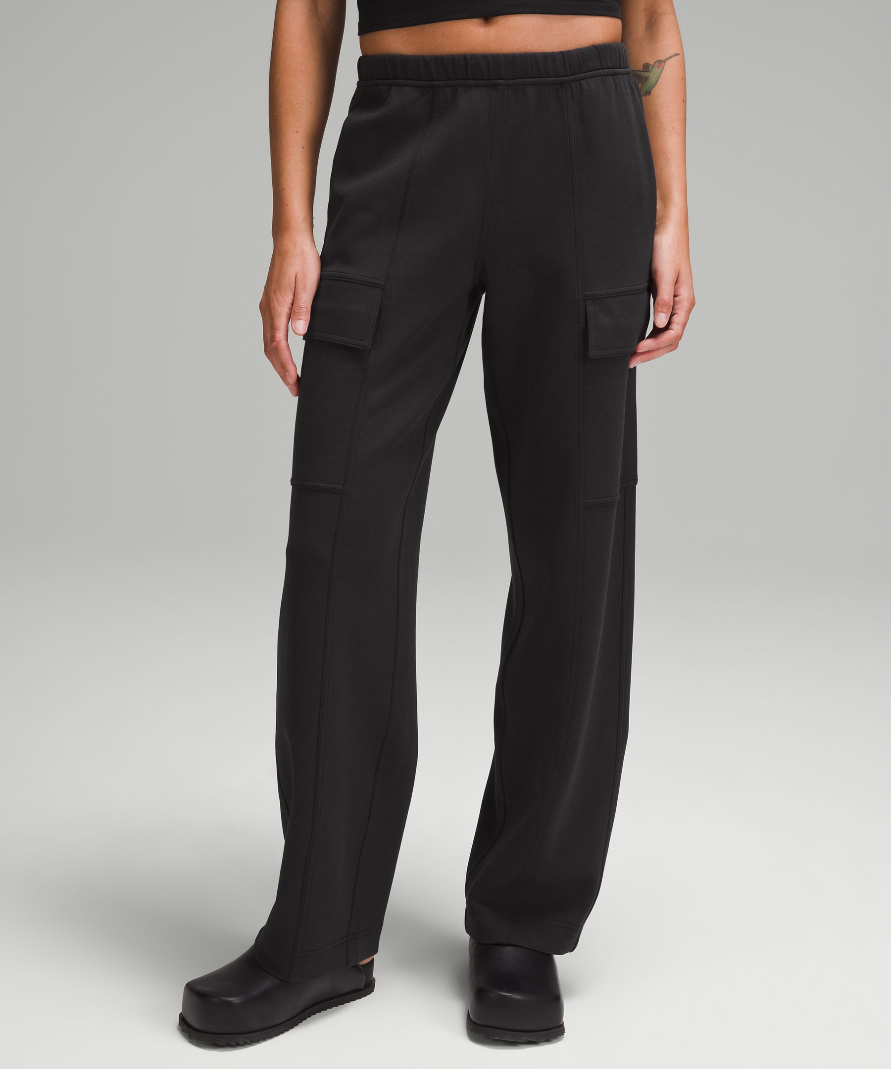 Mid Rise Cargo Pants - Black