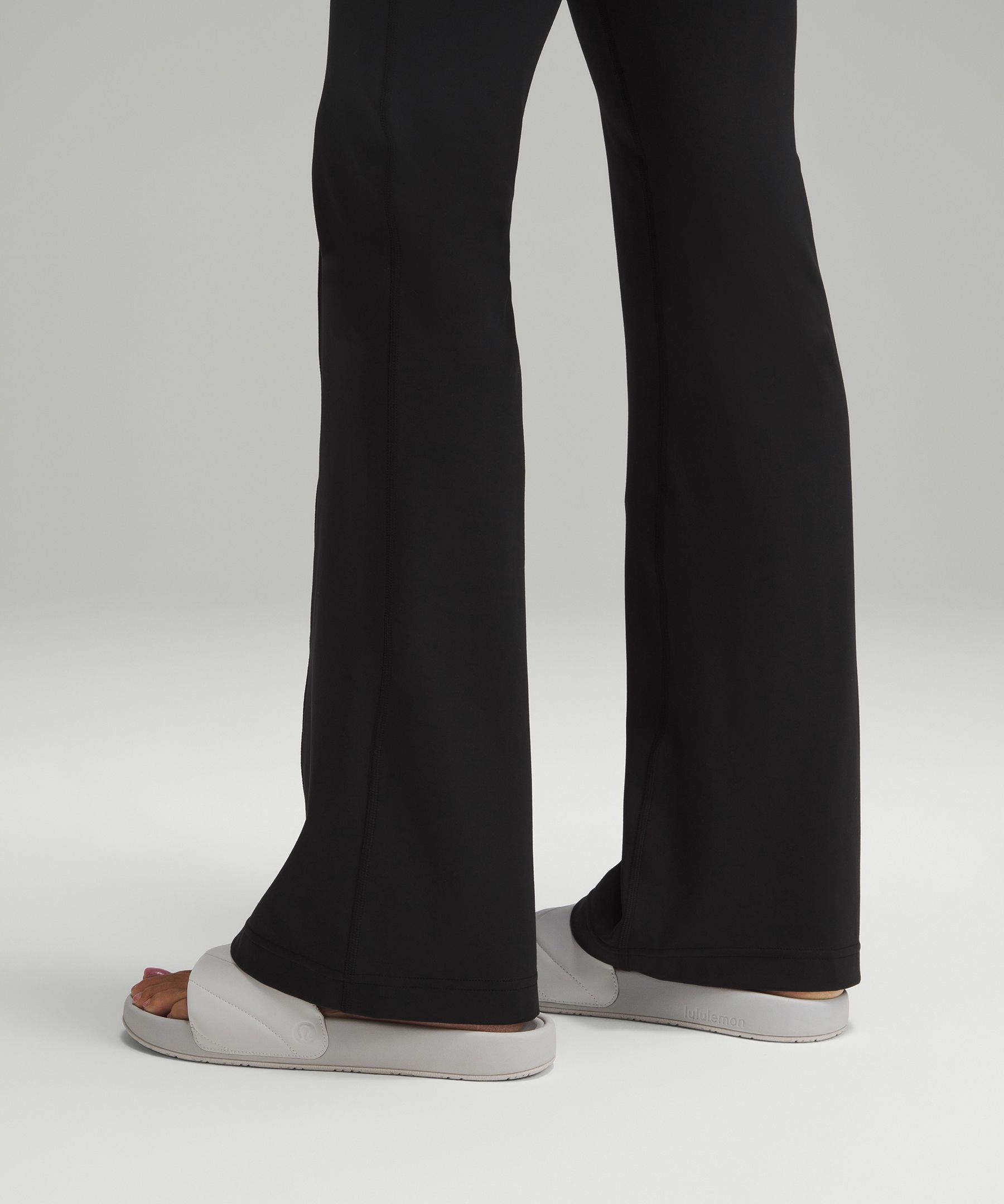 Groove High-Rise Flared Pant with Pockets 32.5" | Women's Leggings/Tights