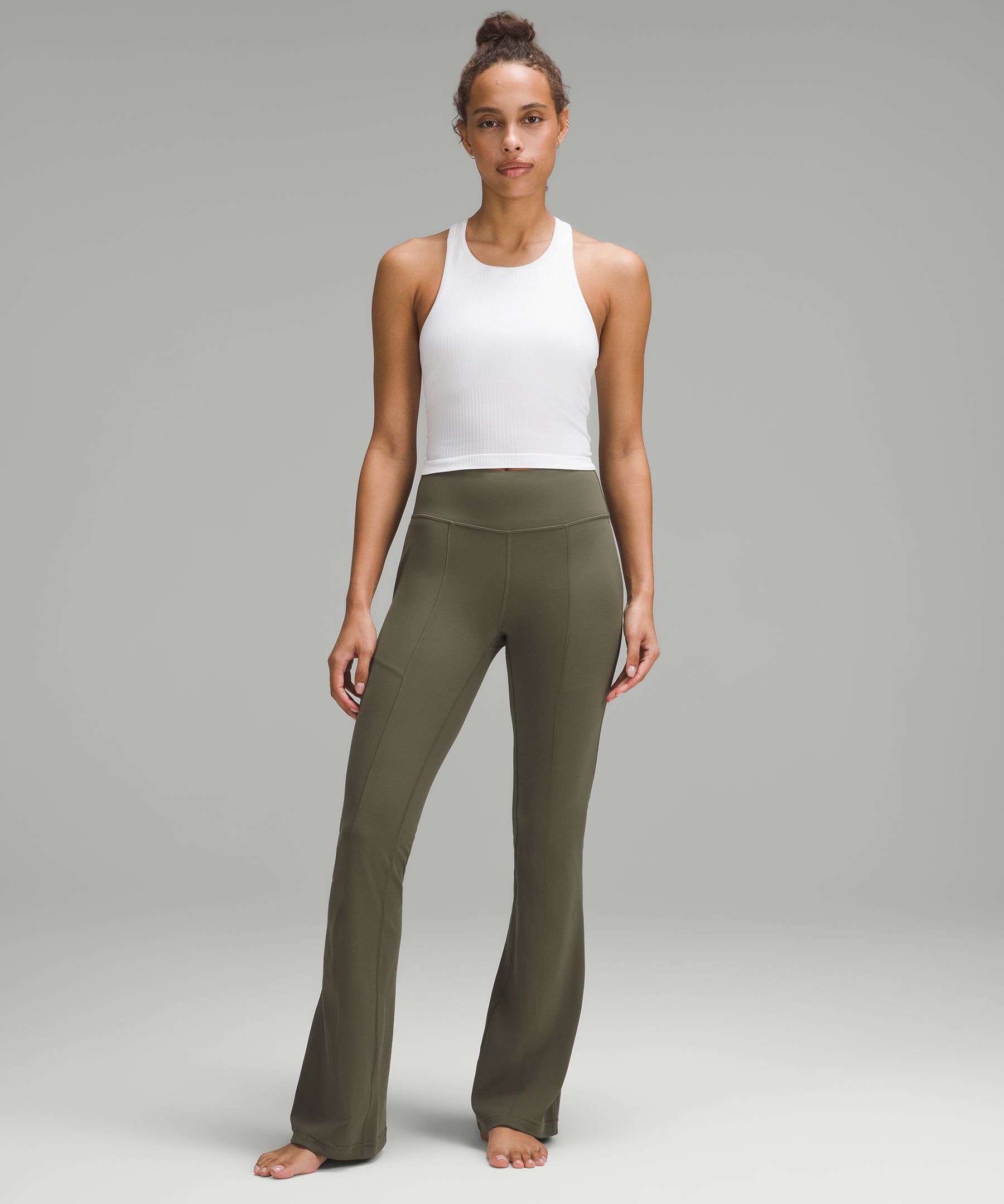 Groove High-Rise Flared Pant with Pockets 32.5