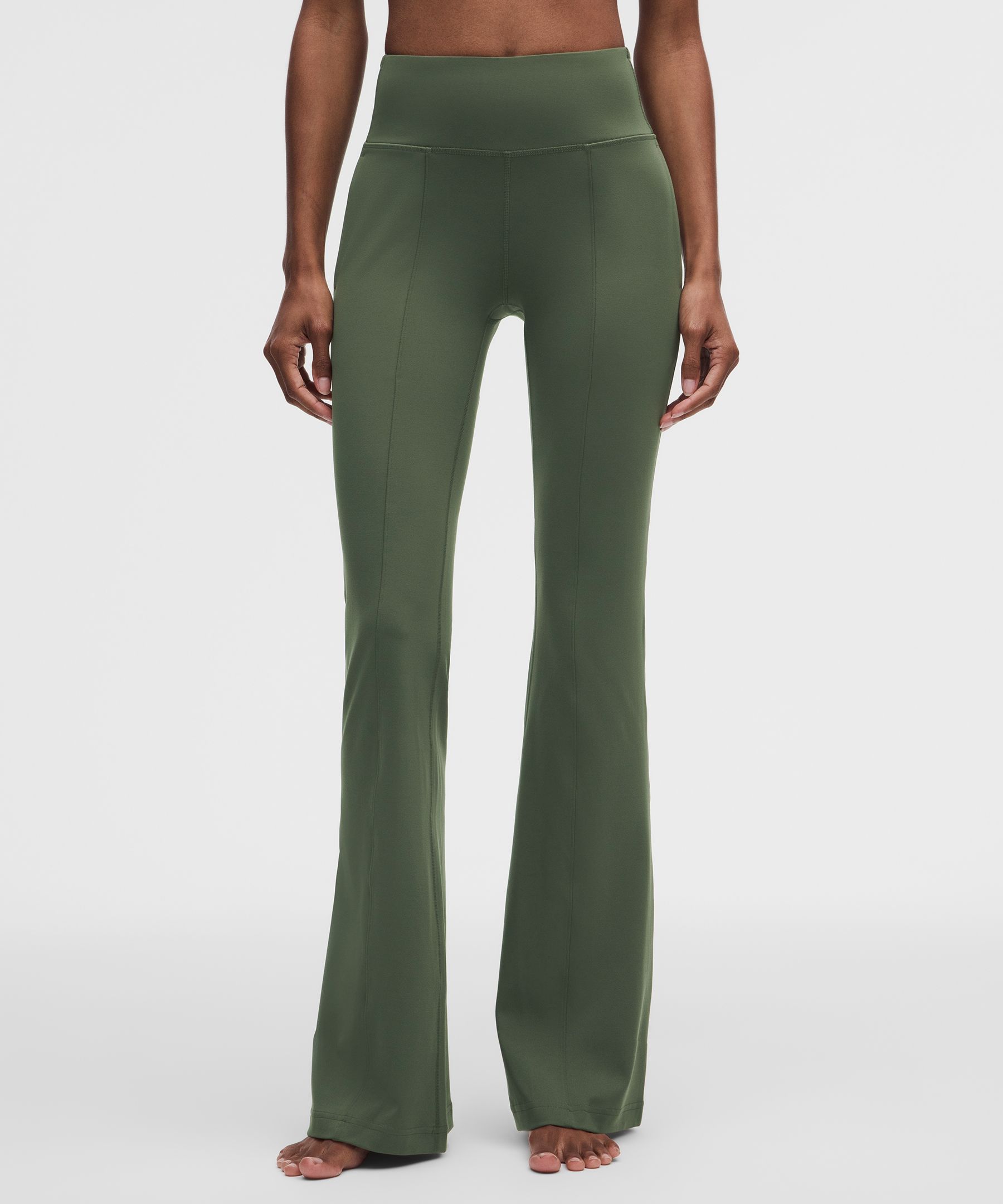 Leggings acampanados Groove de talle alto con bolsillos, 83&nbsp;cm