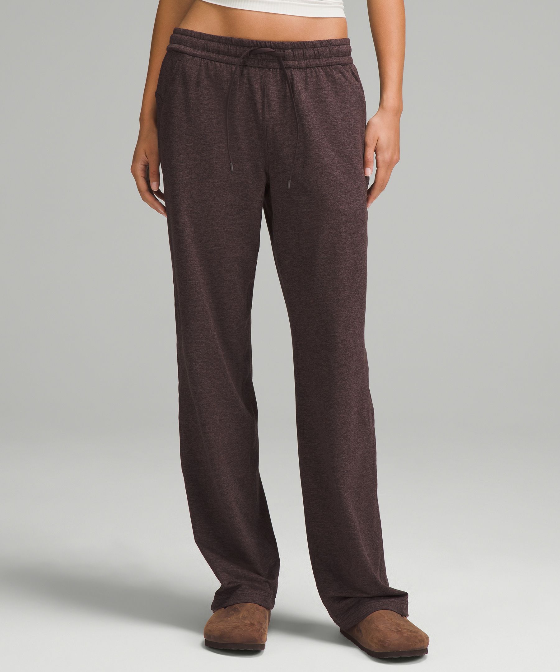 Soft Jersey Straight-Leg Mid-Rise Pant Regular - Brown,Neutral