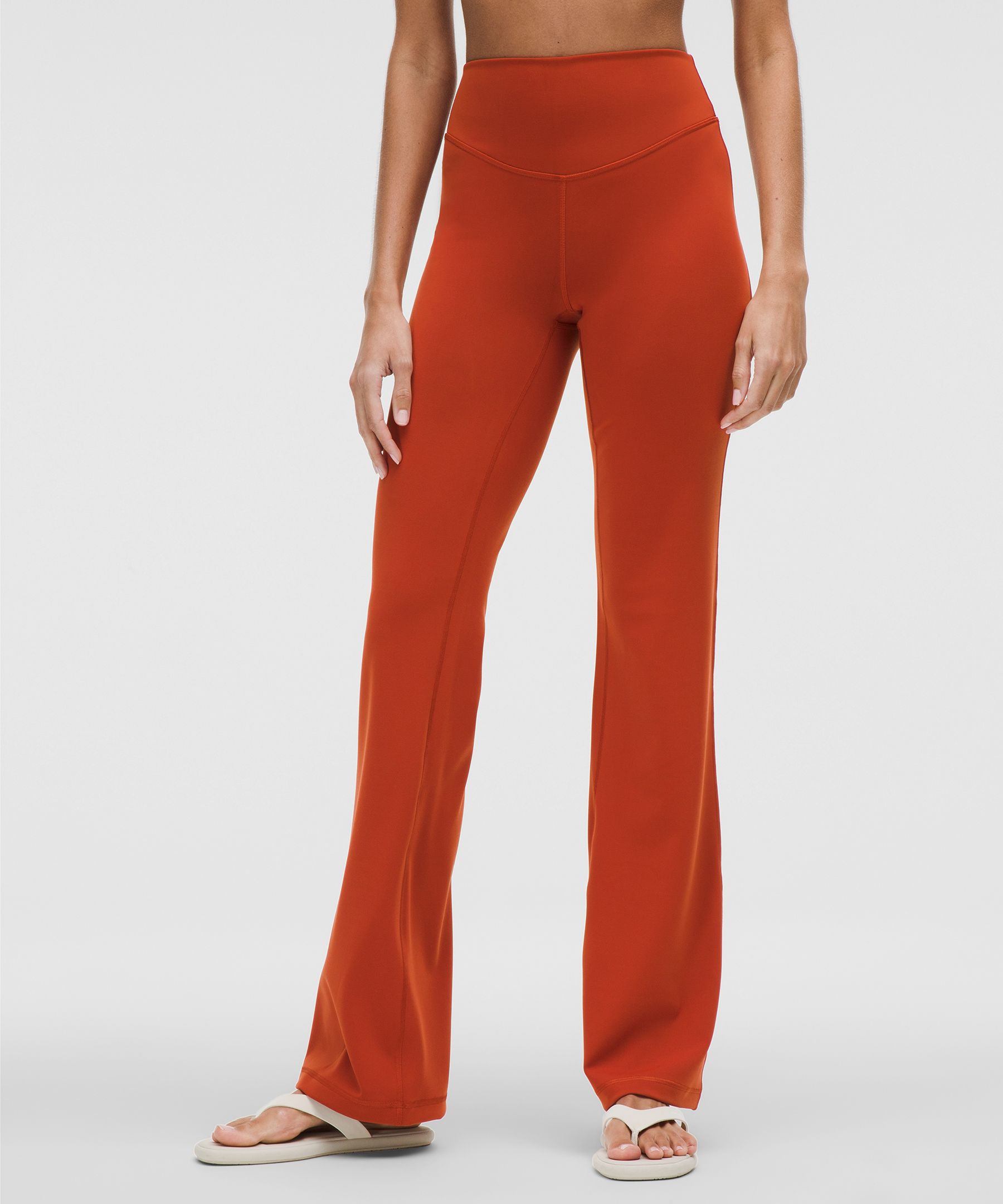 Wunder Under SmoothCover High-Rise Bootcut Pant 34" | Women's Leggings/Tights
