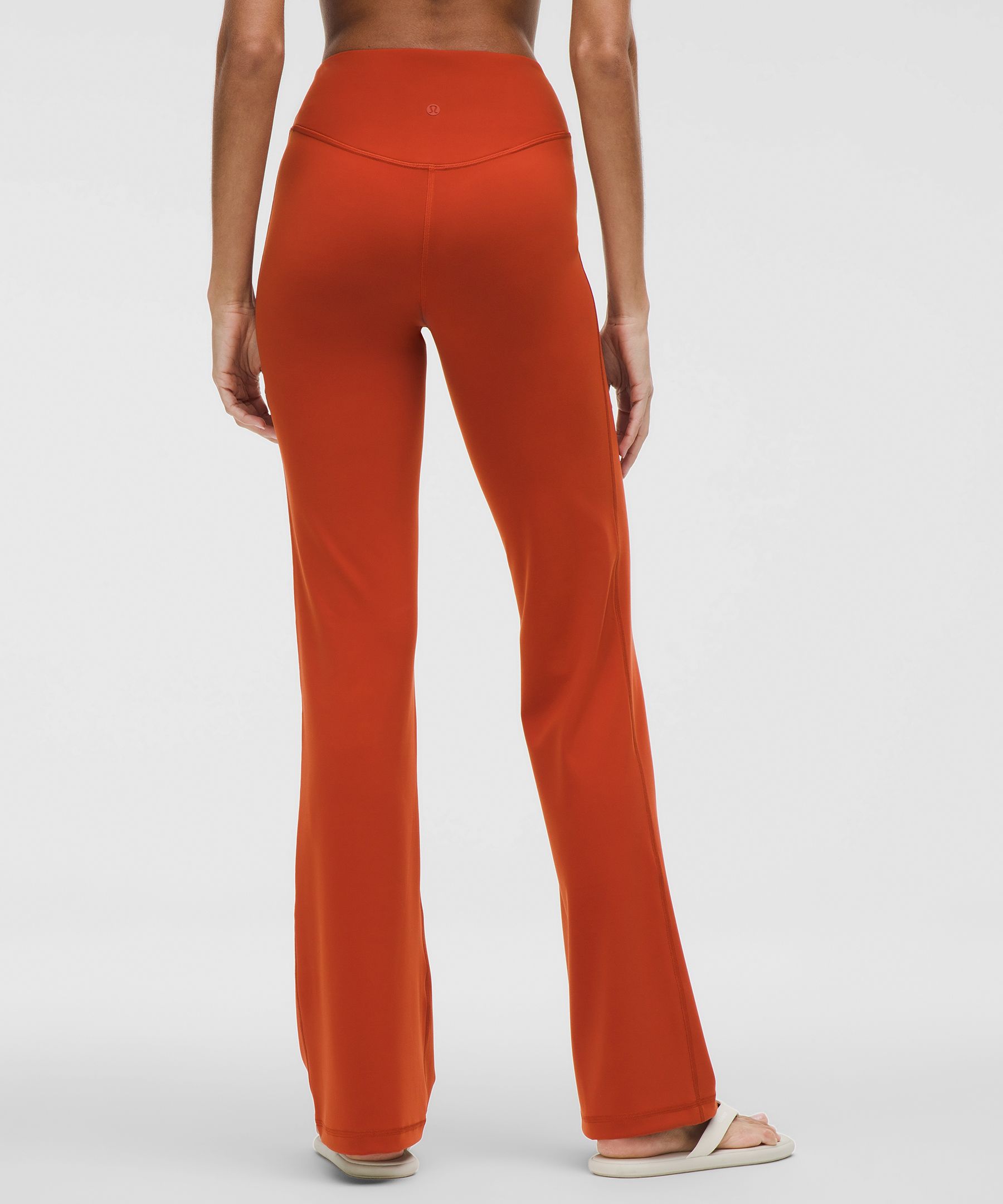 Wunder Under SmoothCover High-Rise Bootcut Pant 34" | Women's Leggings/Tights