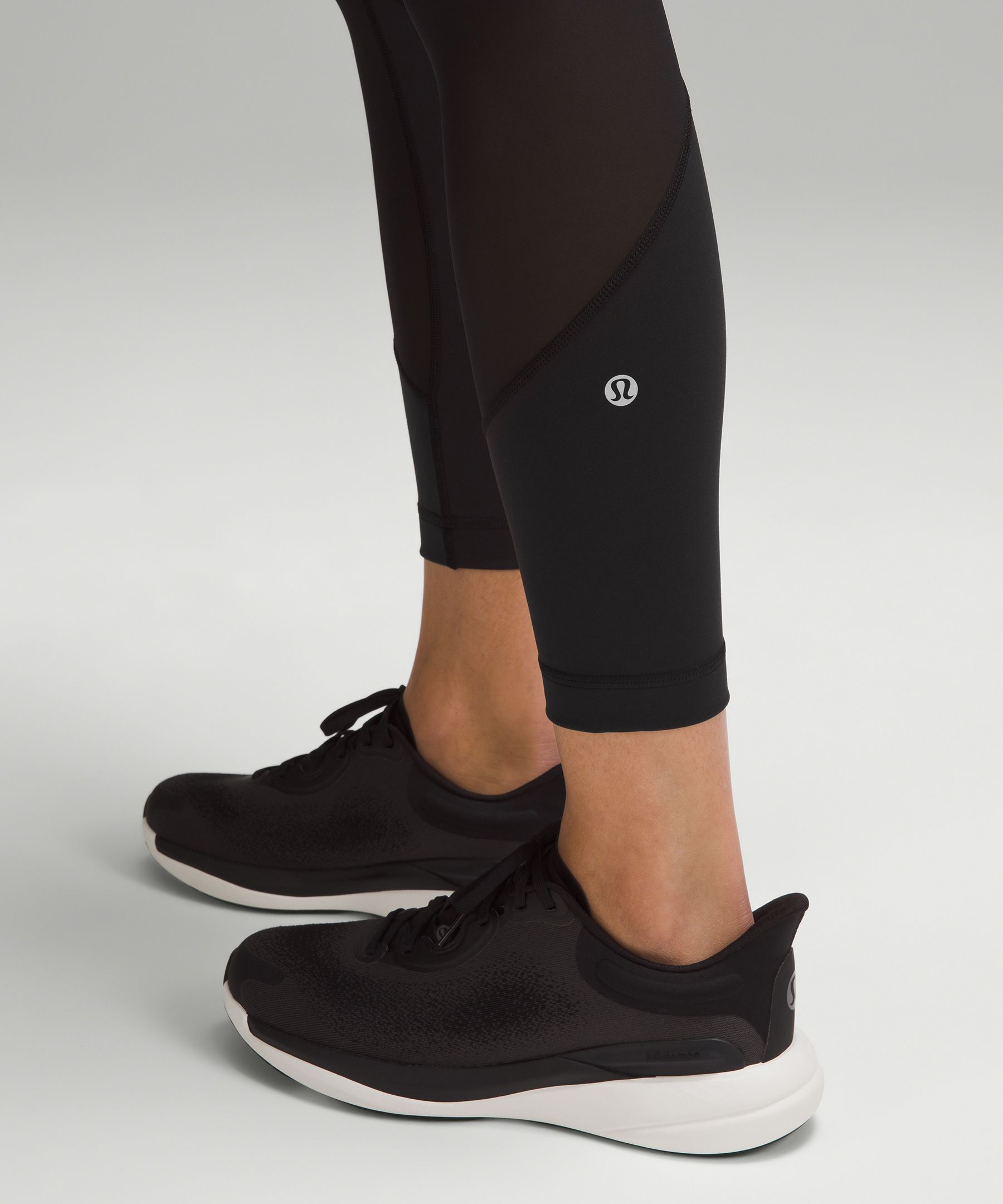 Lululemon Athletica Wunder Train Hi-Rise Tight 25'' (BLK, 8), Blk, 8 :  : Clothing, Shoes & Accessories