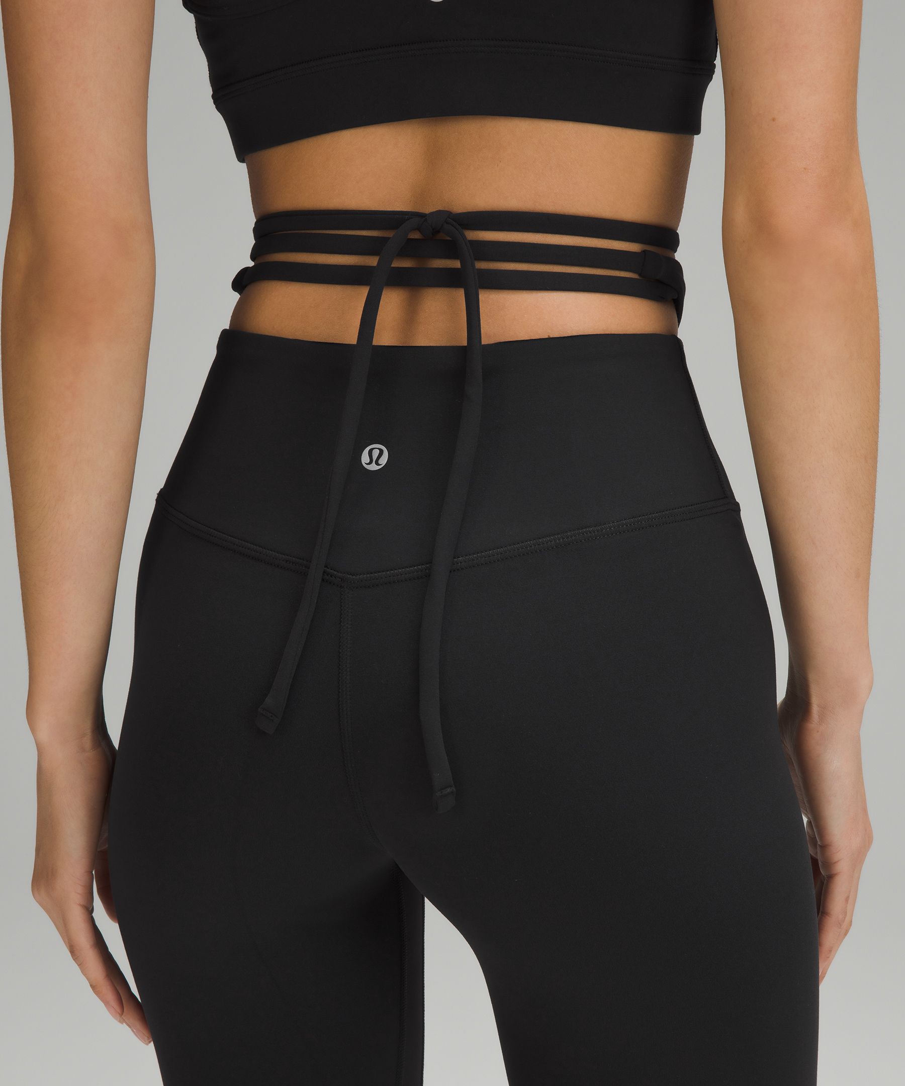 XS Lululemon Align High Rise 24” Mini Heathered Herringbone Heathered Black  Asia Fit, Women's Fashion, Activewear on Carousell