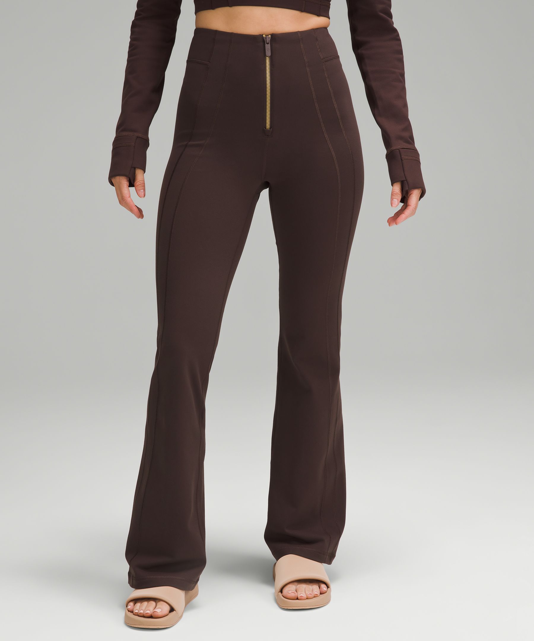 https://images.lululemon.com/is/image/lululemon/LW5FYRA_019746_1?size=800,800