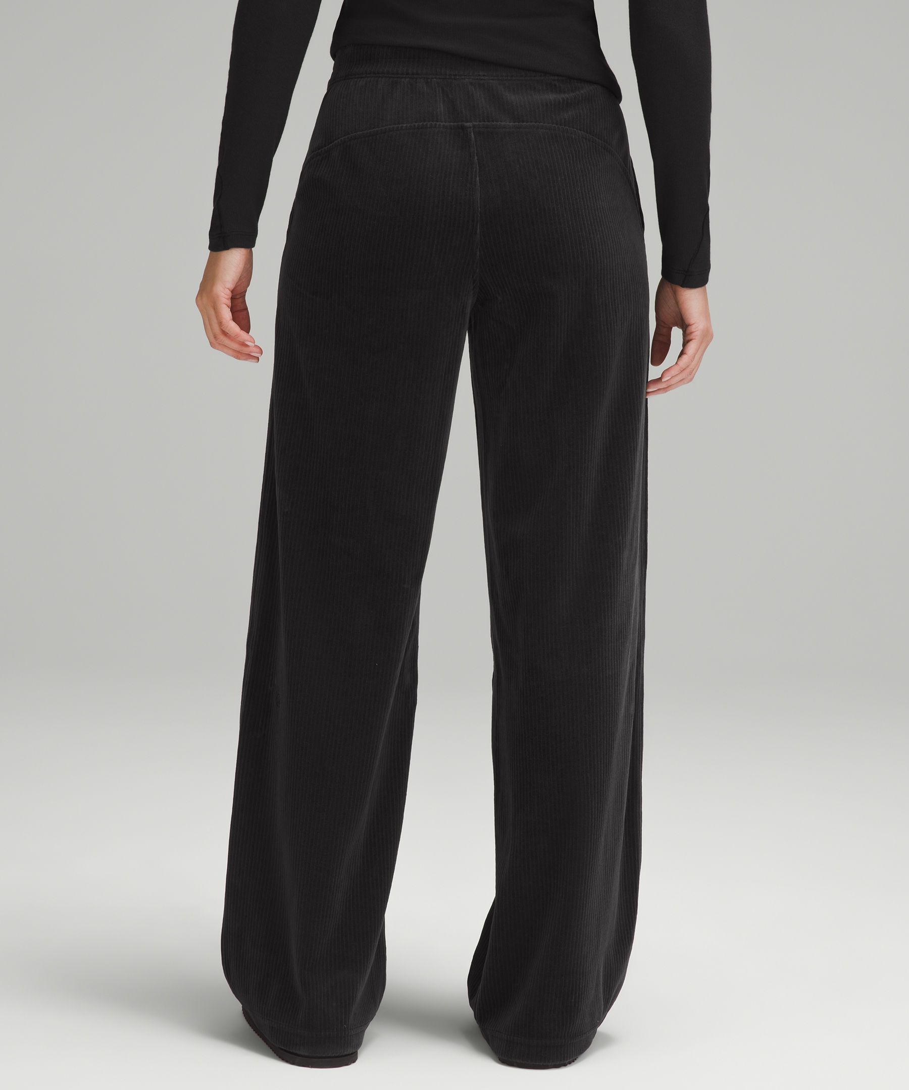 Scuba Mid-Rise Wide-Leg Pant