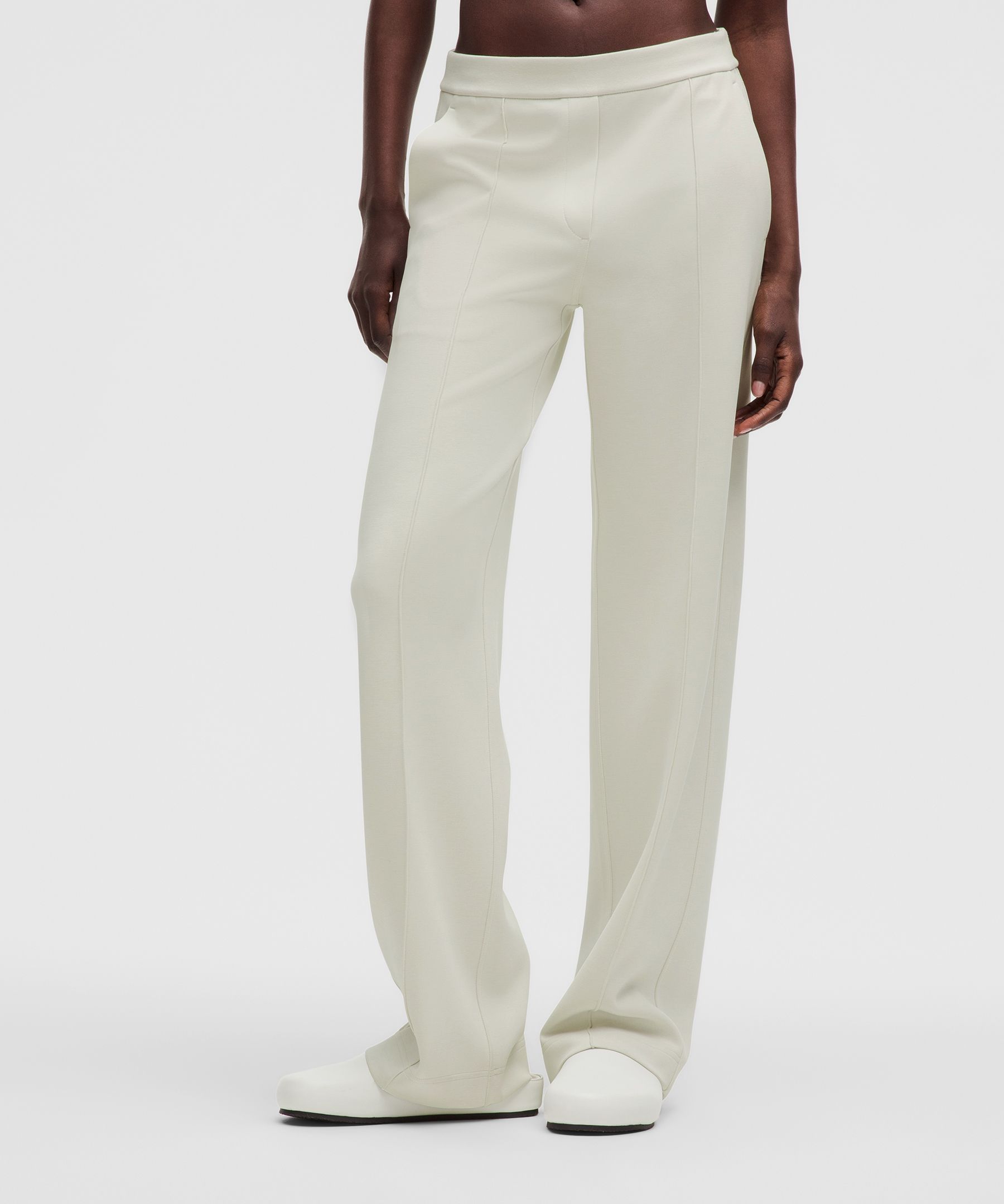 Softstreme Pintuck Mid-Rise Pant Regular - White,Neutral