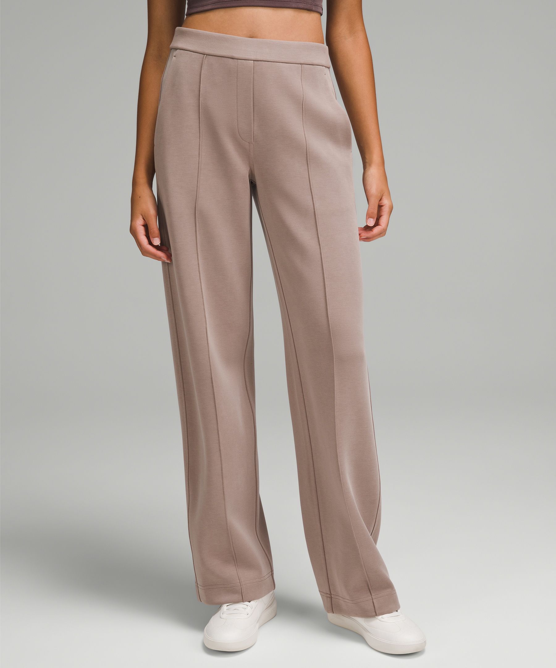 Softstreme Pintuck Mid Rise Pant