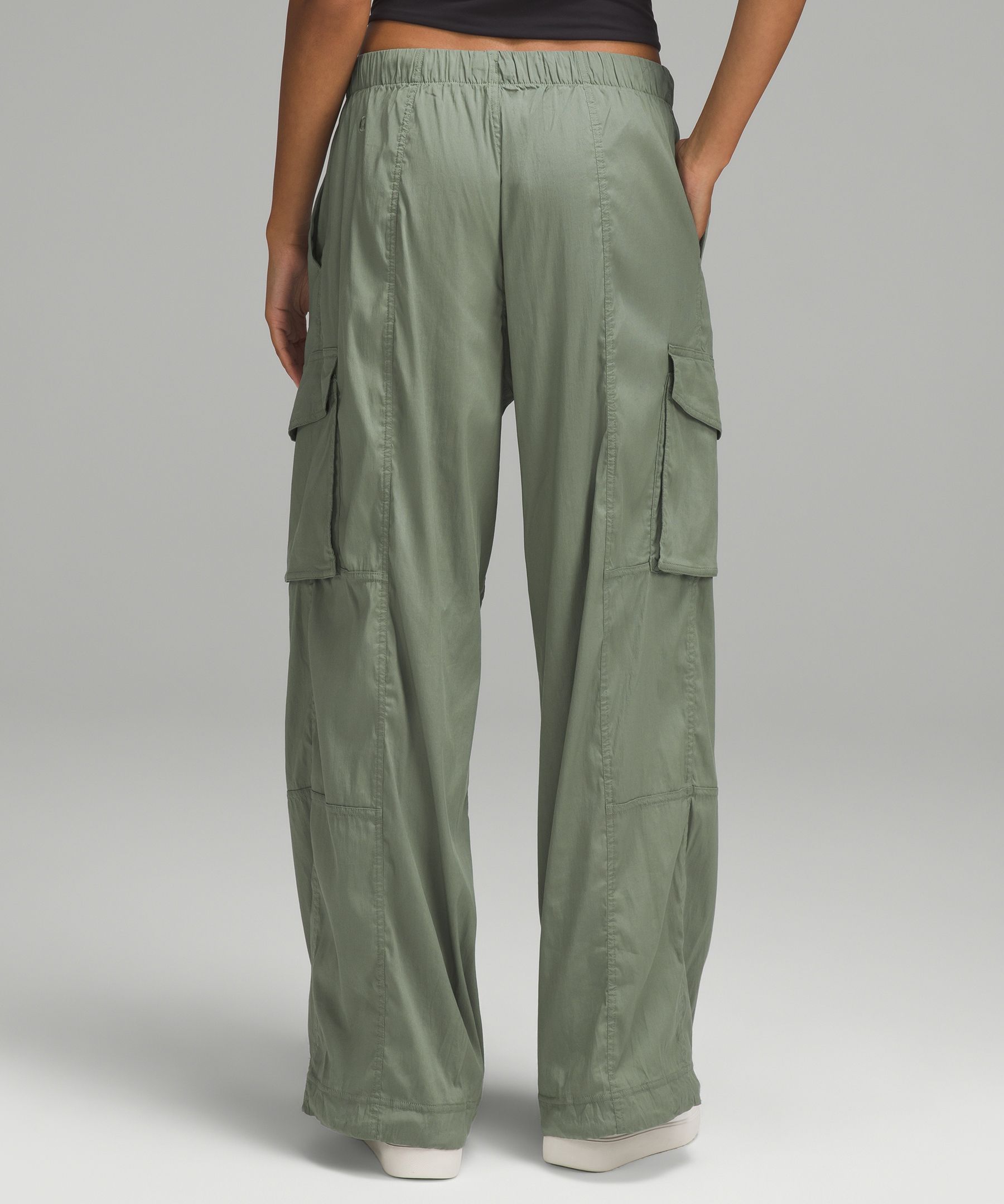 Lightweight Adjustable Mid-Rise Cargo Pant | Women's Pants