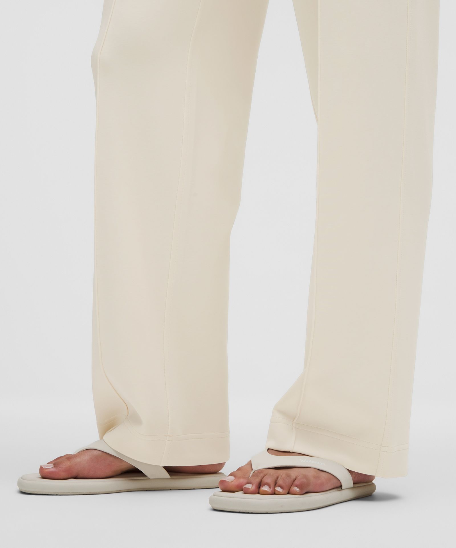 Lululemon Softstreme Pintuck Mid-Rise Pant *Short — фото 6