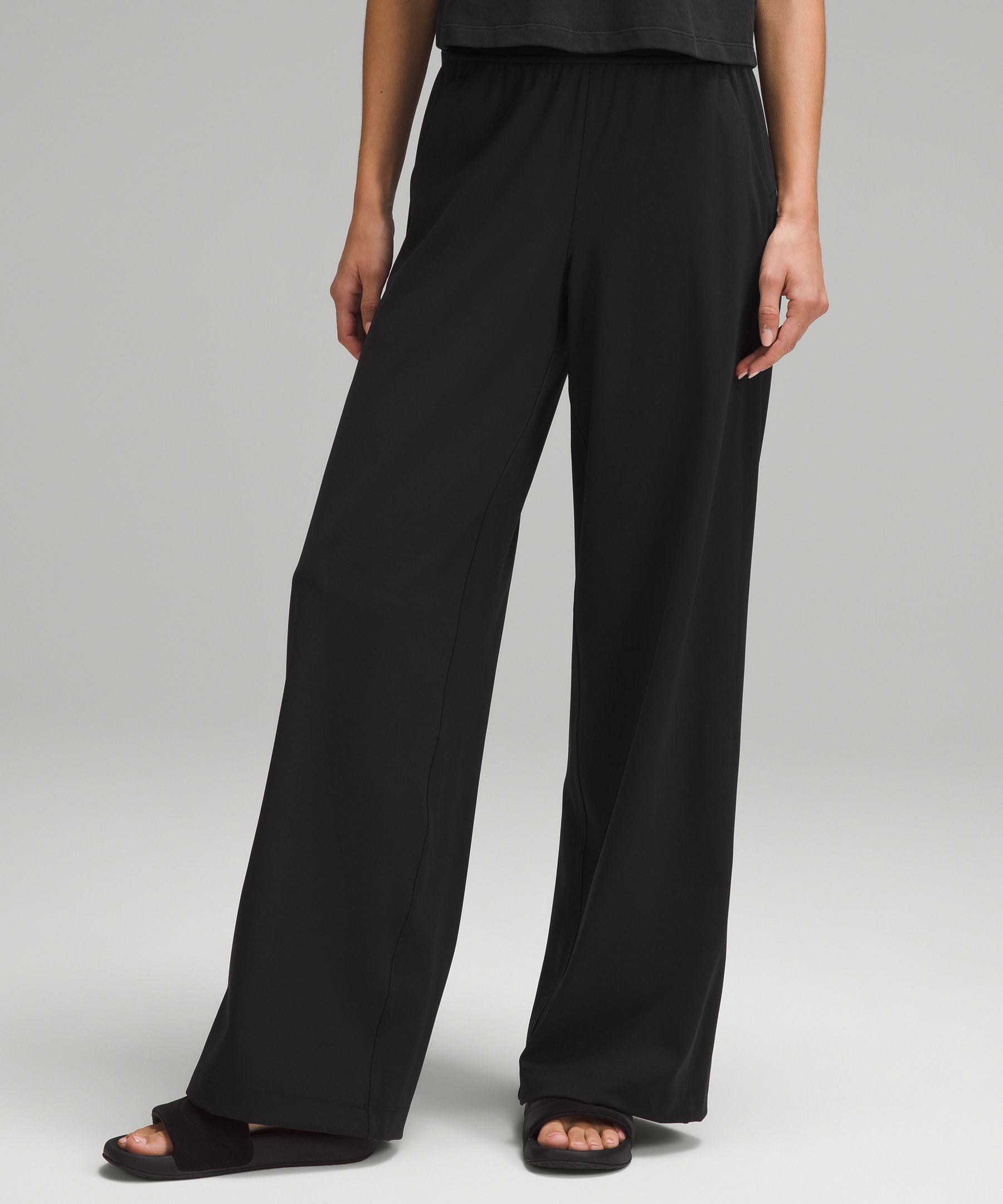 Pull-On Mid-Rise Wide-Leg Pant 28 *Asia Fit