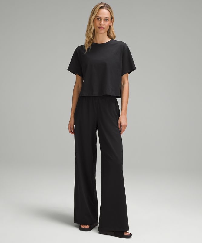 Luxtreme Pull-On Mid-Rise Wide-Leg Pant