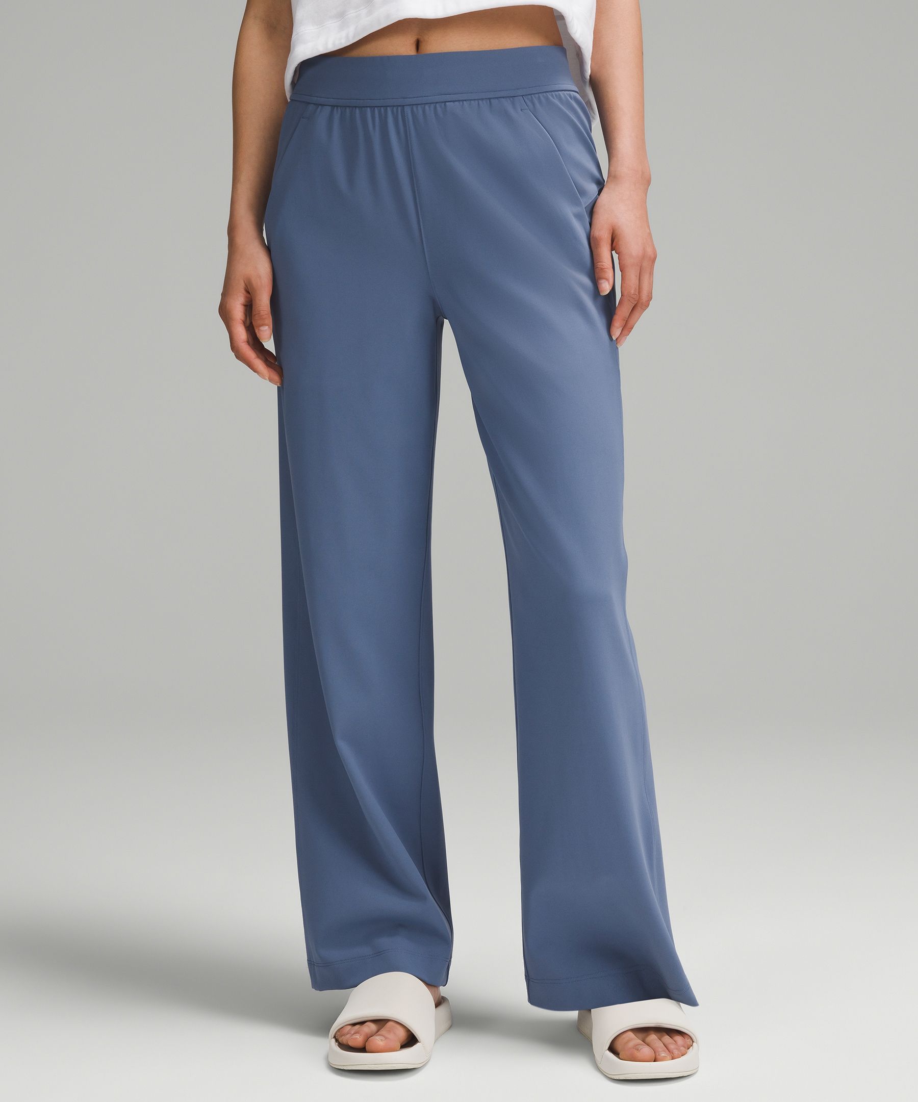 Luxtreme Pull On Mid Rise Wide Leg Pants