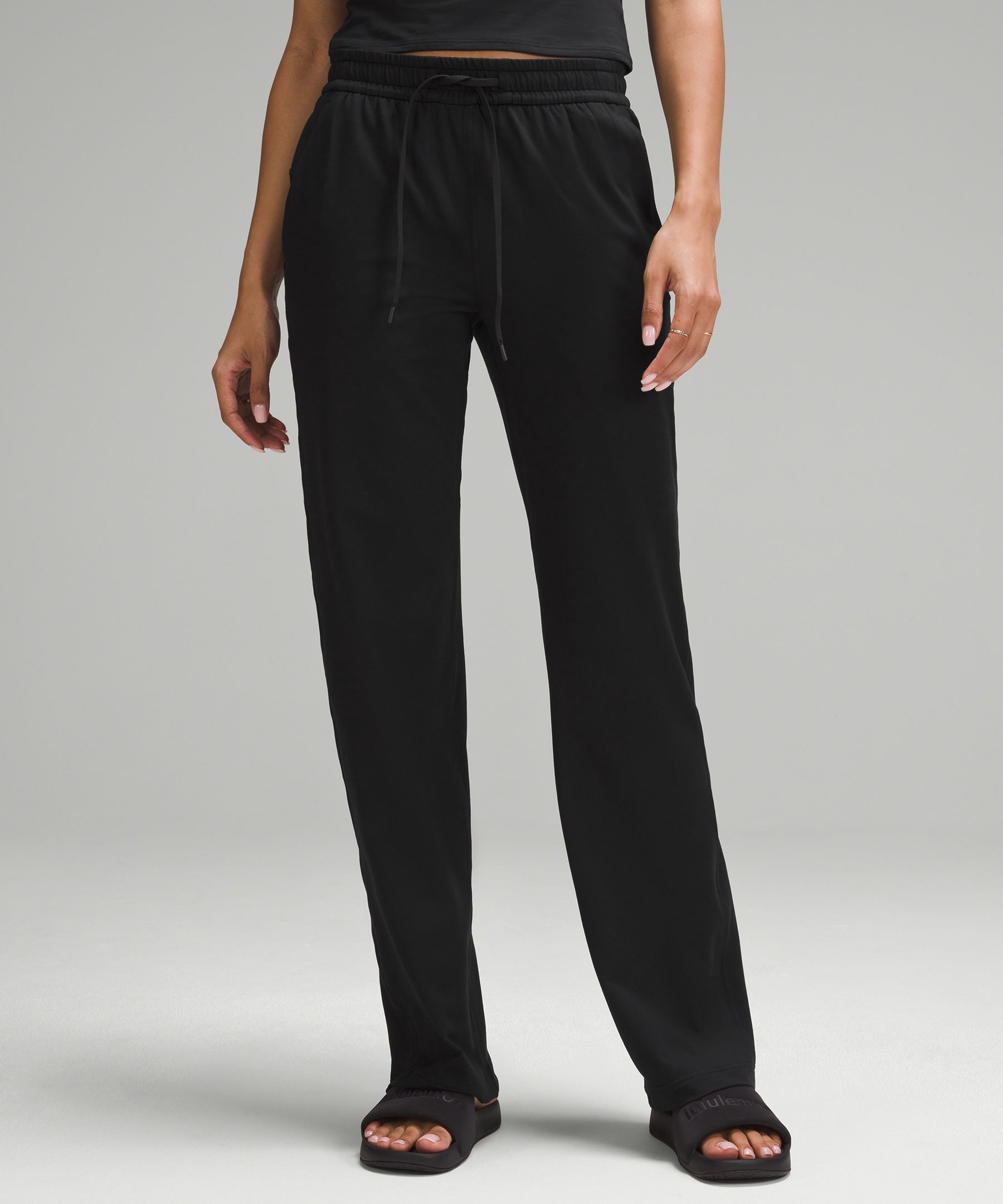 Soft Jersey Straight-Leg Mid-Rise Pant Regular - Black,Neutral