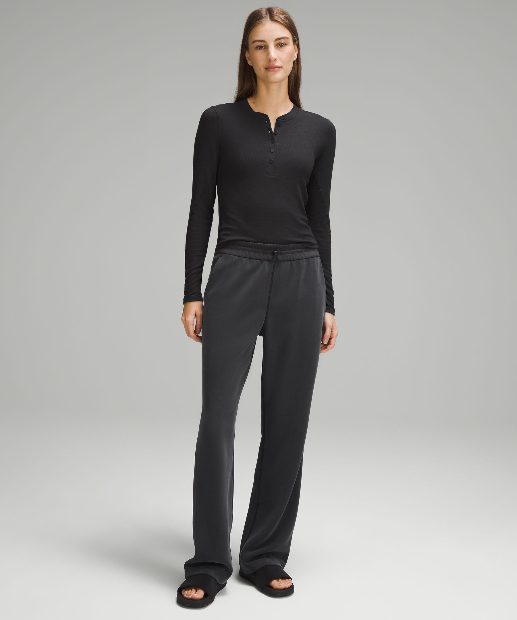 Softstreme High-Rise Pant *Short | Women's Sweatpants