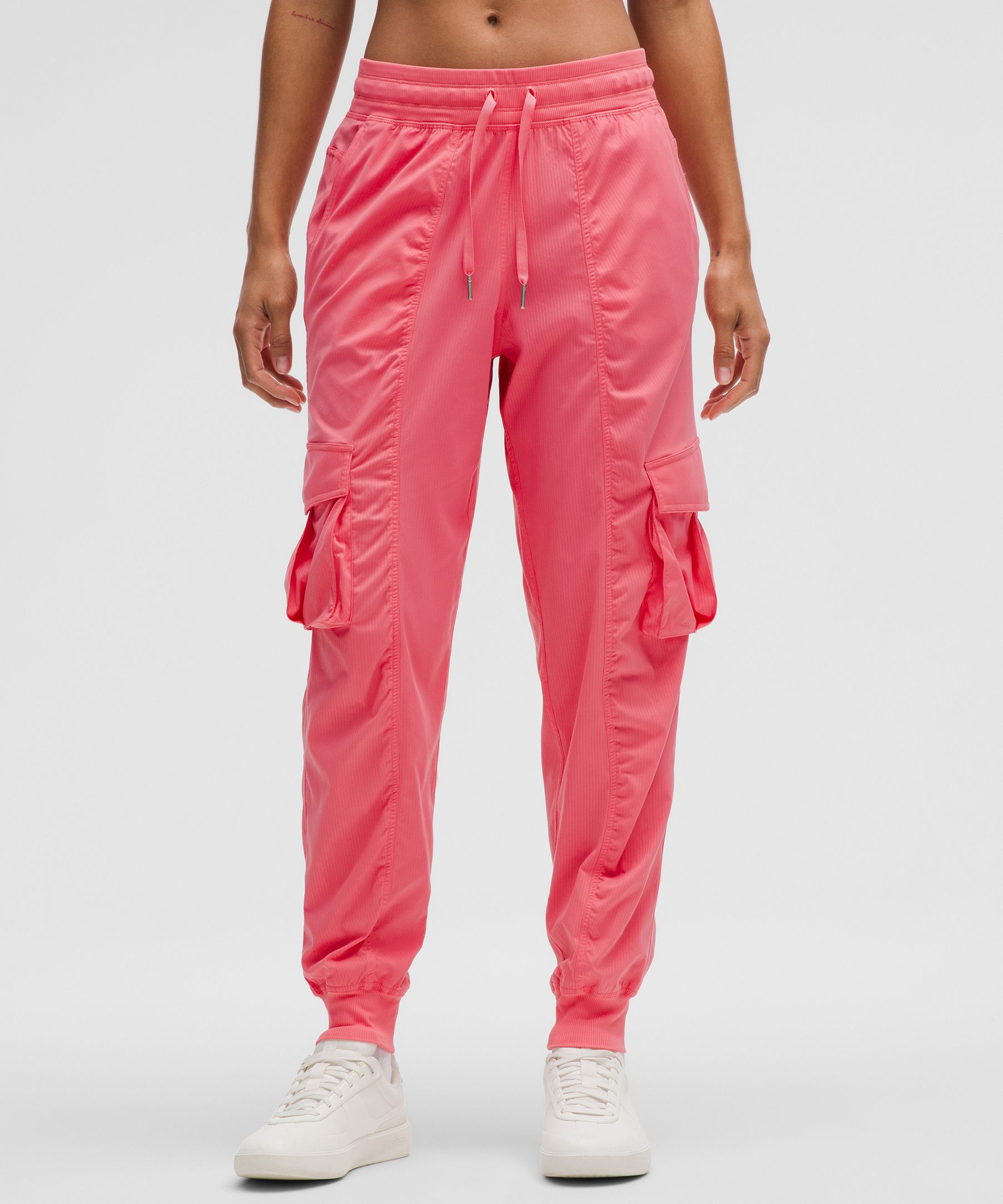 Dance Studio Relaxed-Fit Mid-Rise Cargo Jogger - Pink