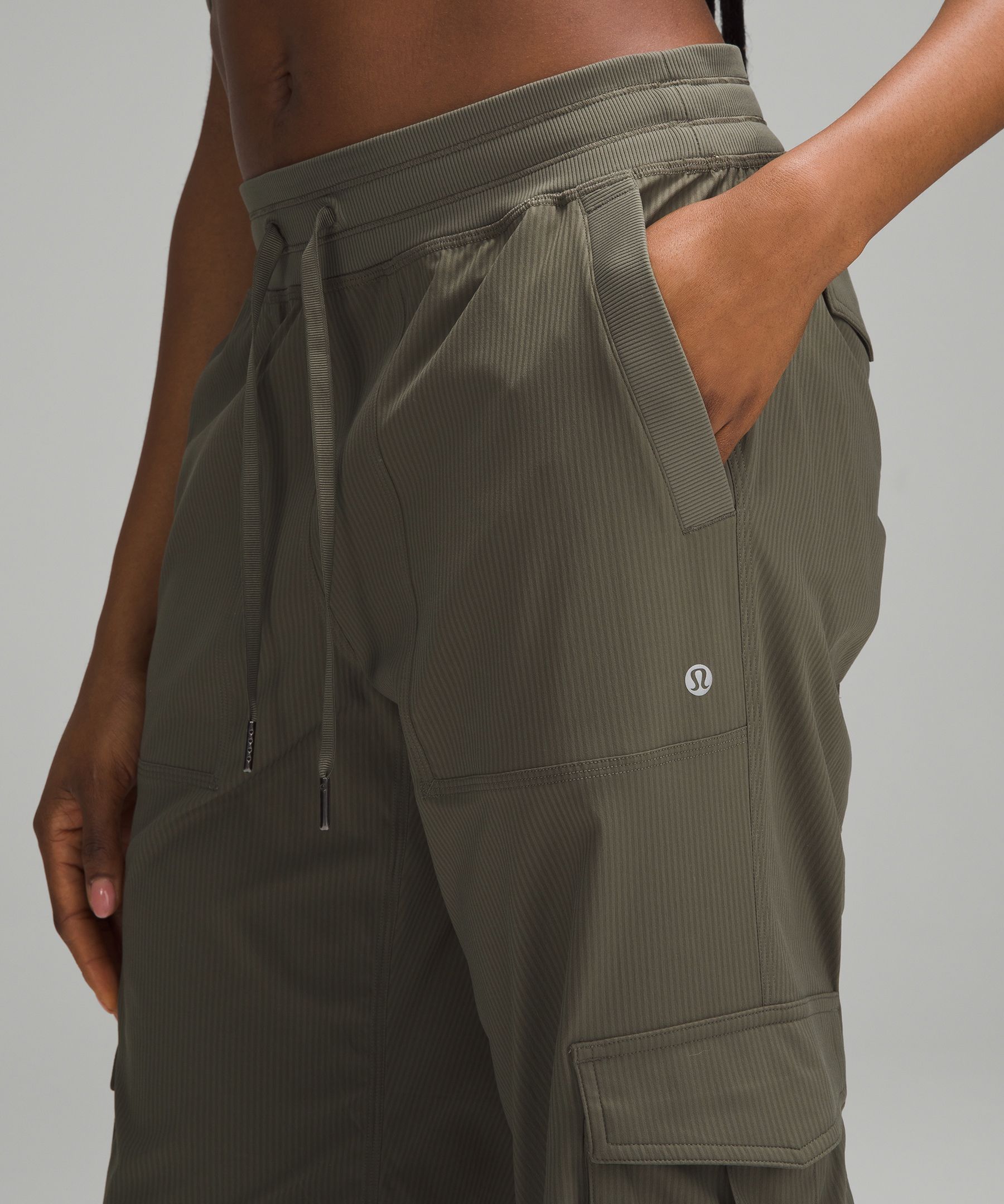 Dance Studio Relaxed-Fit Mid-Rise Cargo Jogger