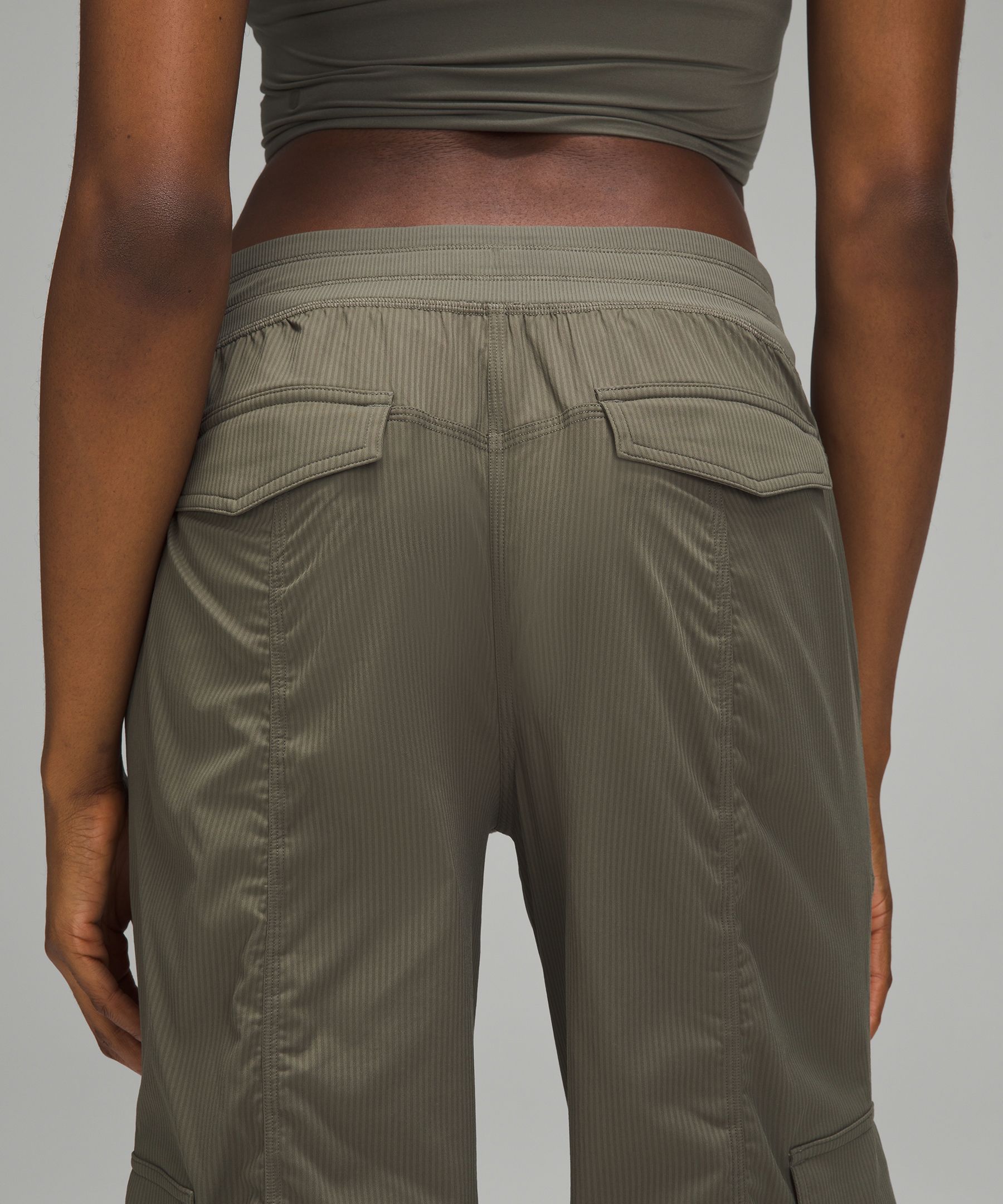 Dance Studio Relaxed-Fit Mid-Rise Cargo Pant | Women's Pants