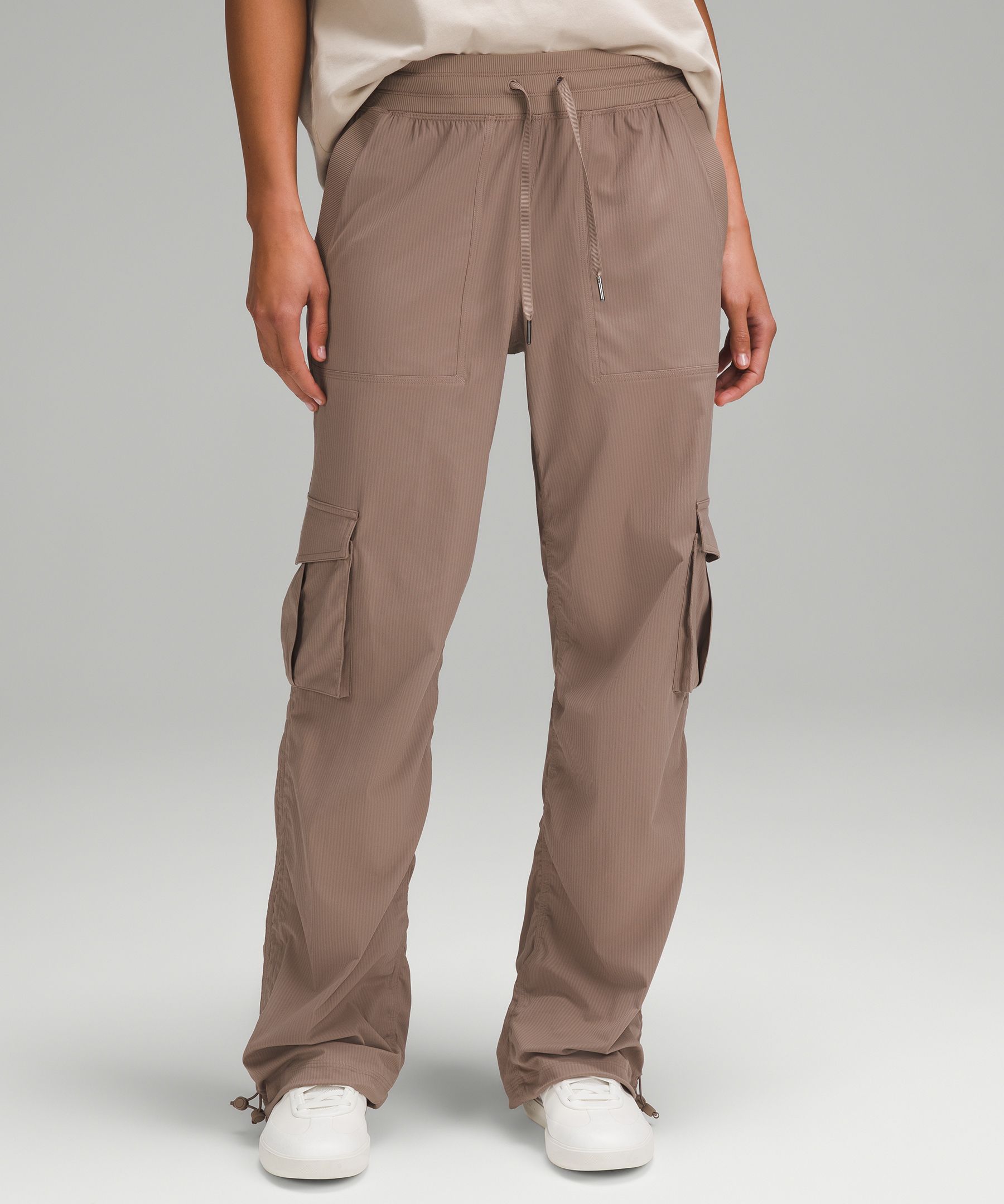 Dance Studio Relaxed-Fit Mid-Rise Cargo Pant - Brown,Neutral