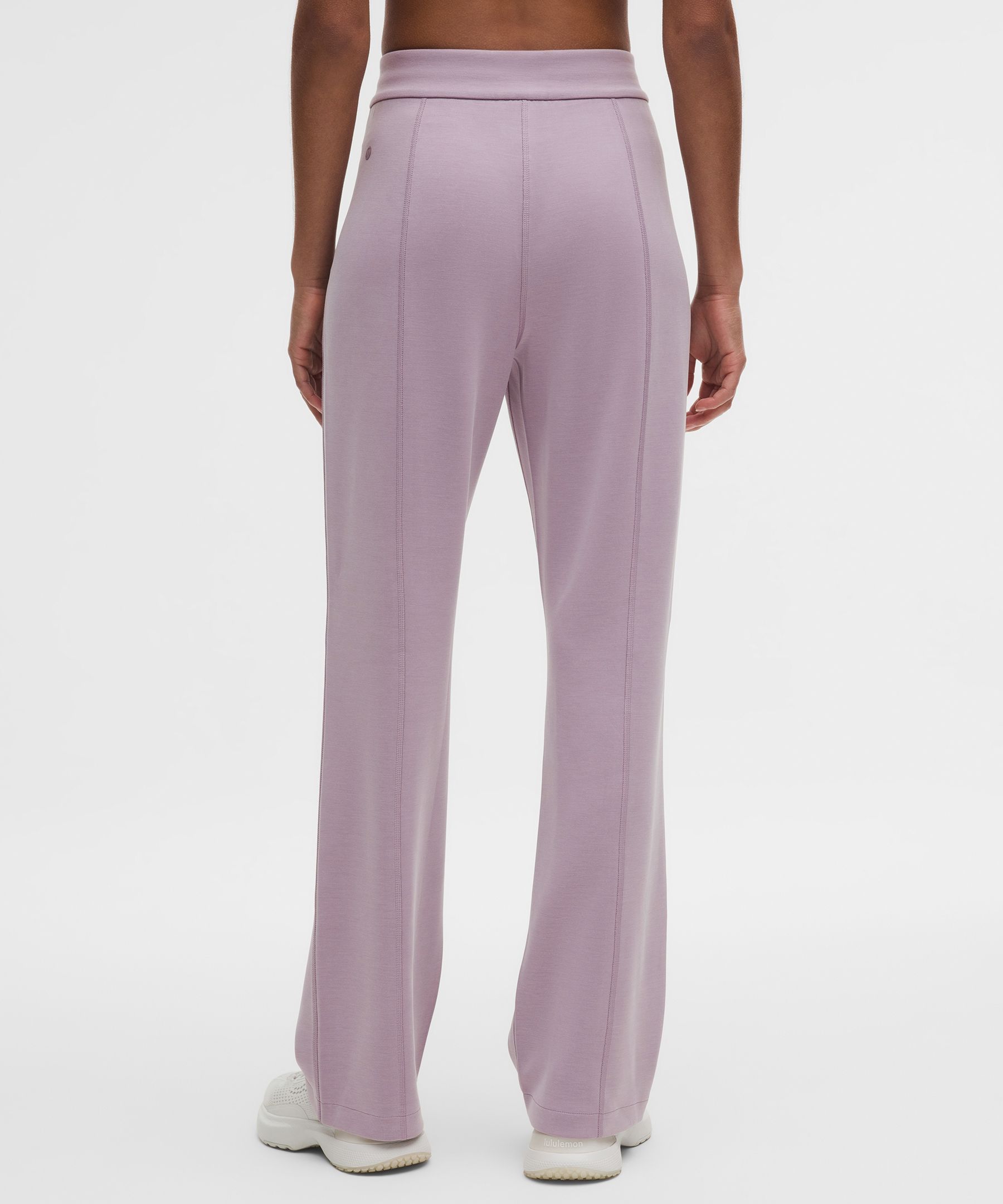 Softstreme ハイライズ ストレートレッグパンツ lululemon Softstreme ハイライズ ストレートレッグパンツ *レギュラー | パンツ