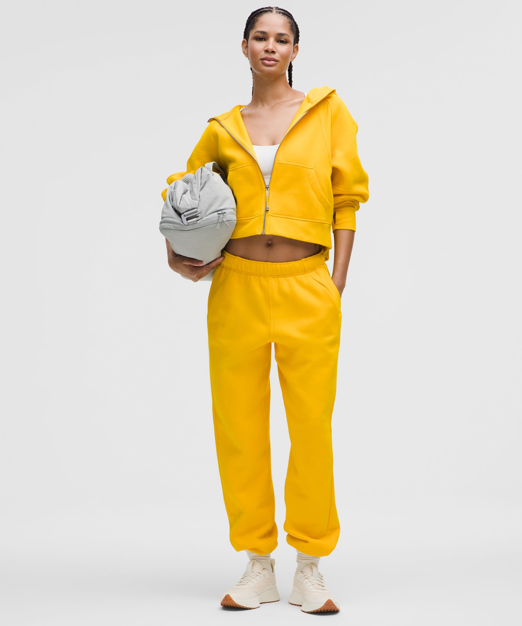 Scuba Mid-Rise Oversized Jogger 