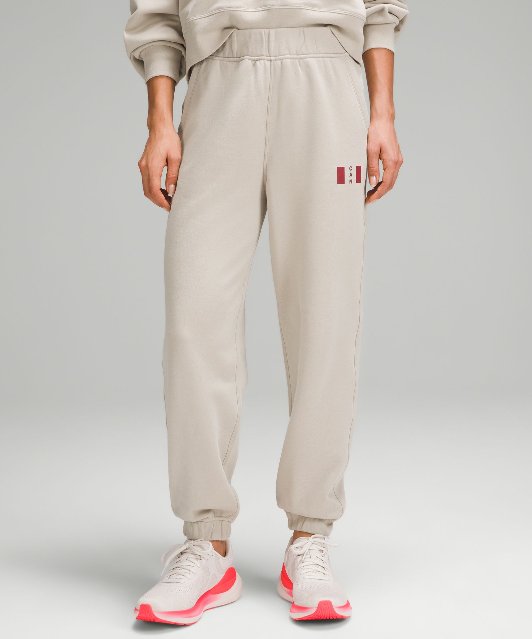 Team Canada Relaxed-Fit High-Rise Jogger *CPC Logo | Women's Joggers