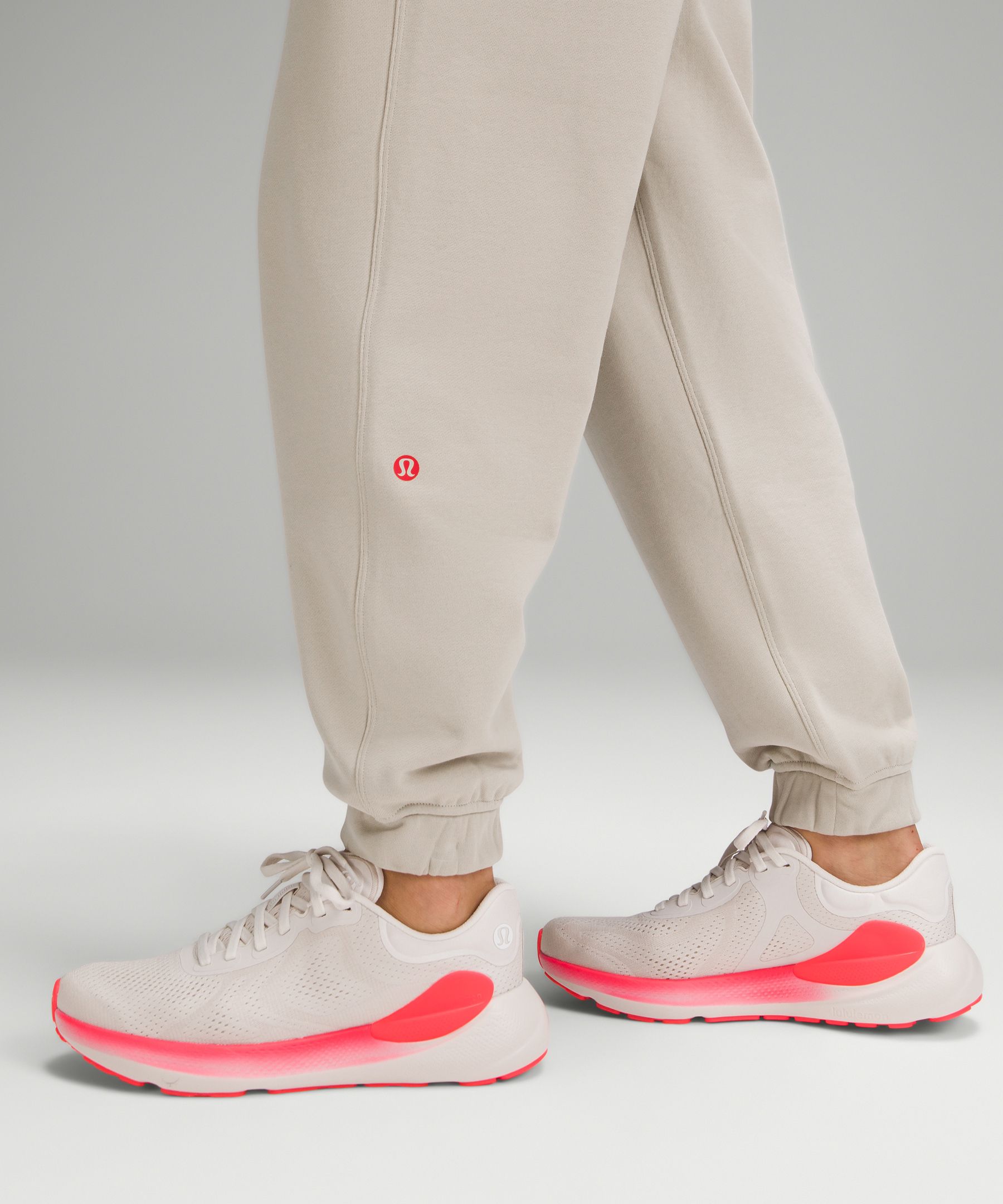 Team Canada Relaxed-Fit High-Rise Jogger *CPC Logo | Women's Joggers