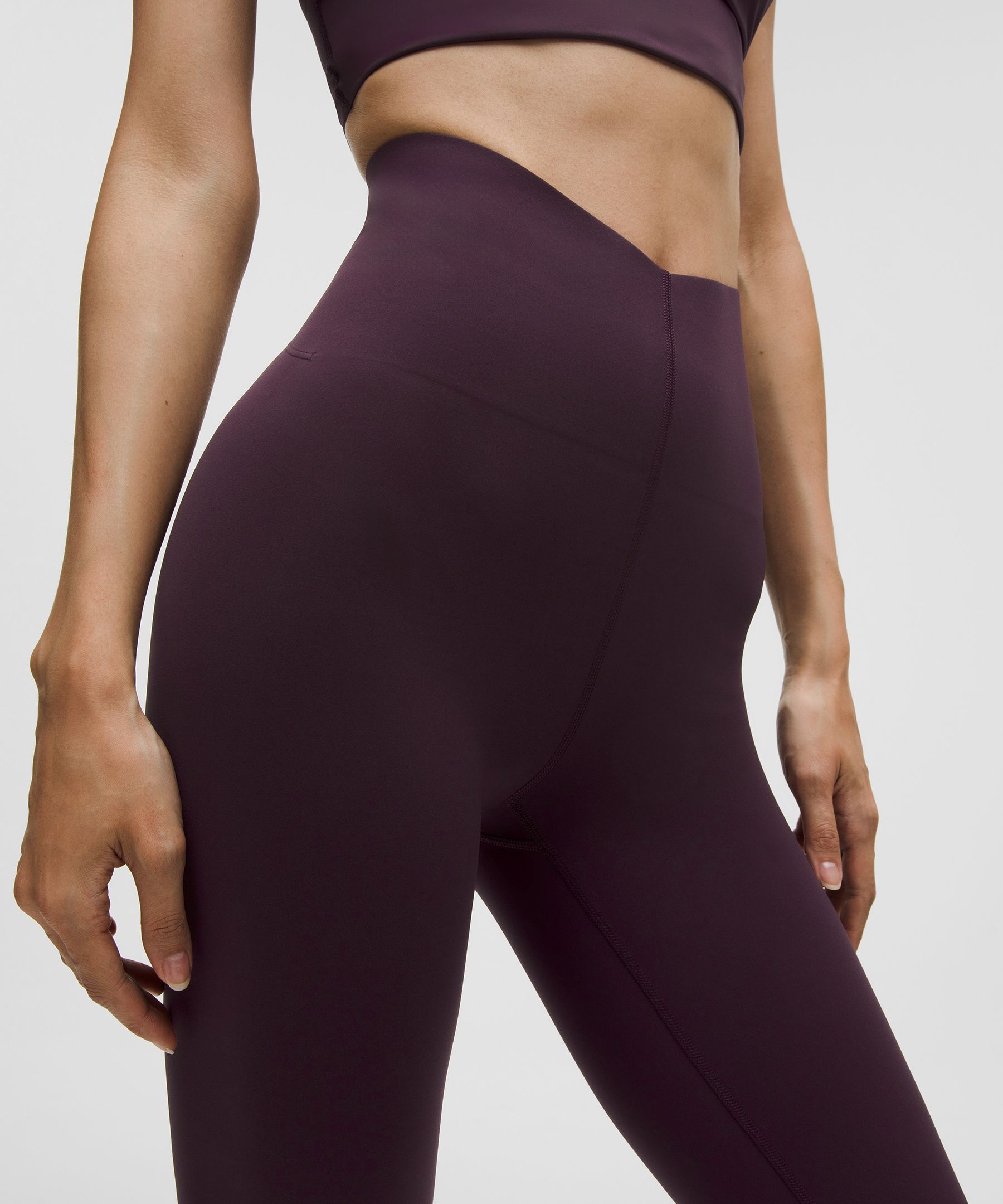 ルルレモン Glow Up™ スーパーハイライズタイツ 24インチ *アジア