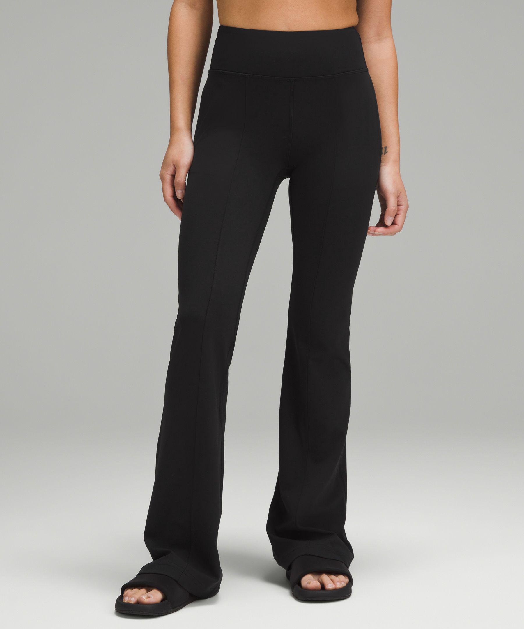 Groove High-Rise Flared Pant with Pockets 30