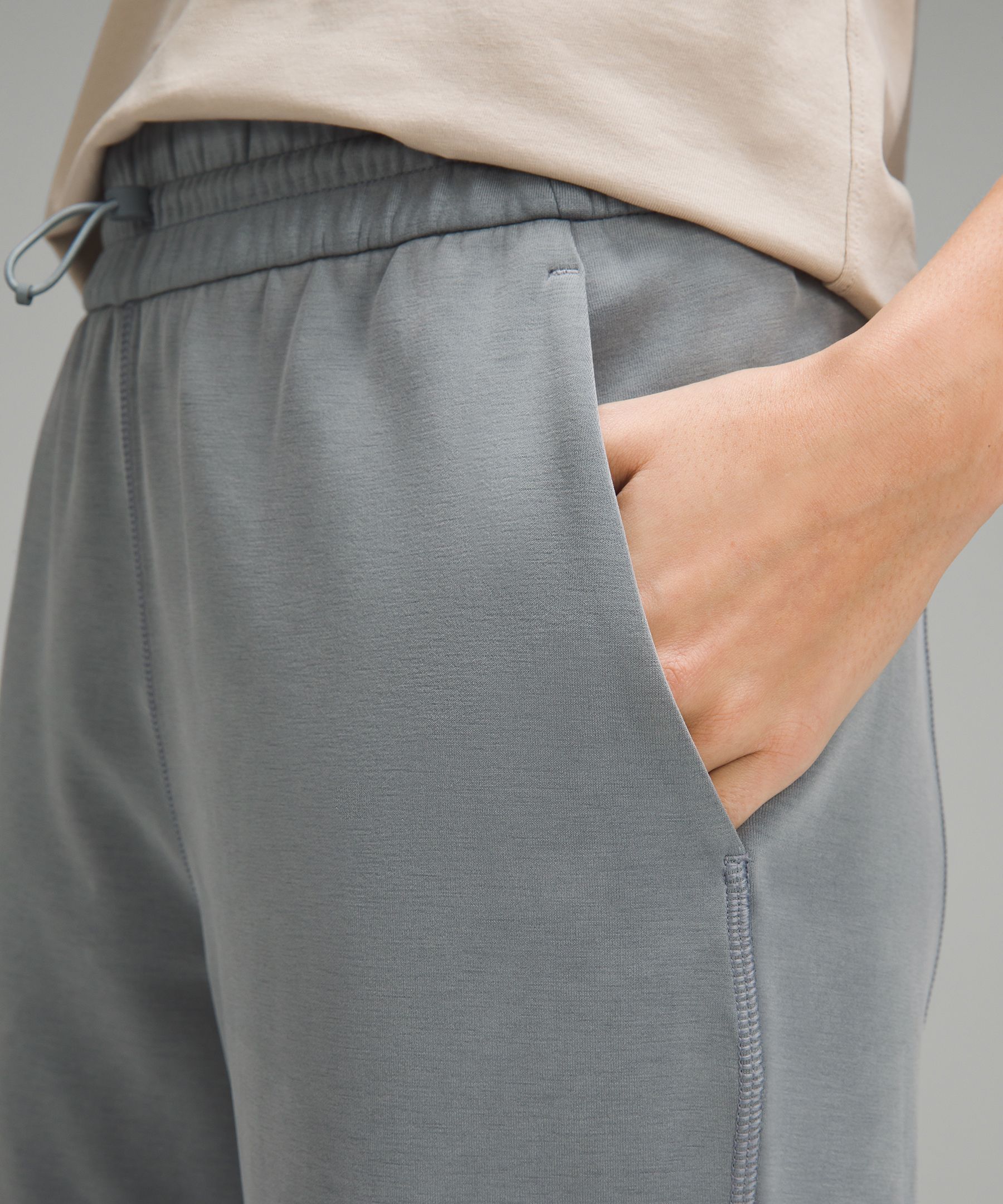 these lululemon pants are amazing if youre tall! #lululemon