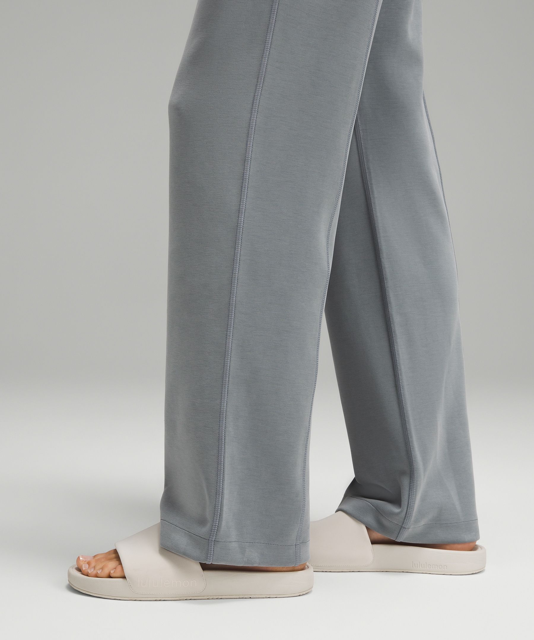 Softstreme HR pants full length size 4 on 5'0! I love them :D : r