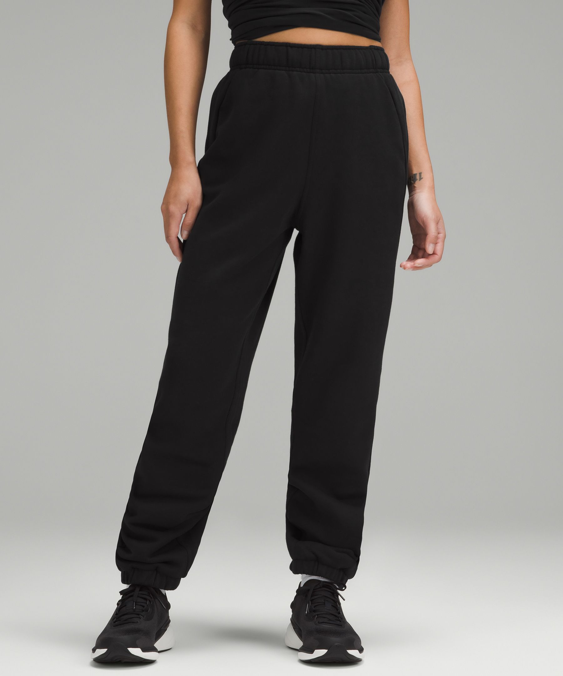 Textured High-Rise Flared Track Pant 30 *Asia Fit