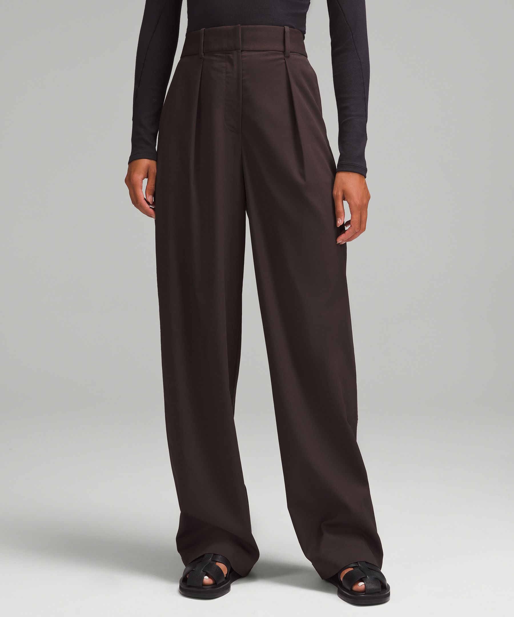 Pleat-Front High-Rise Trouser Regular