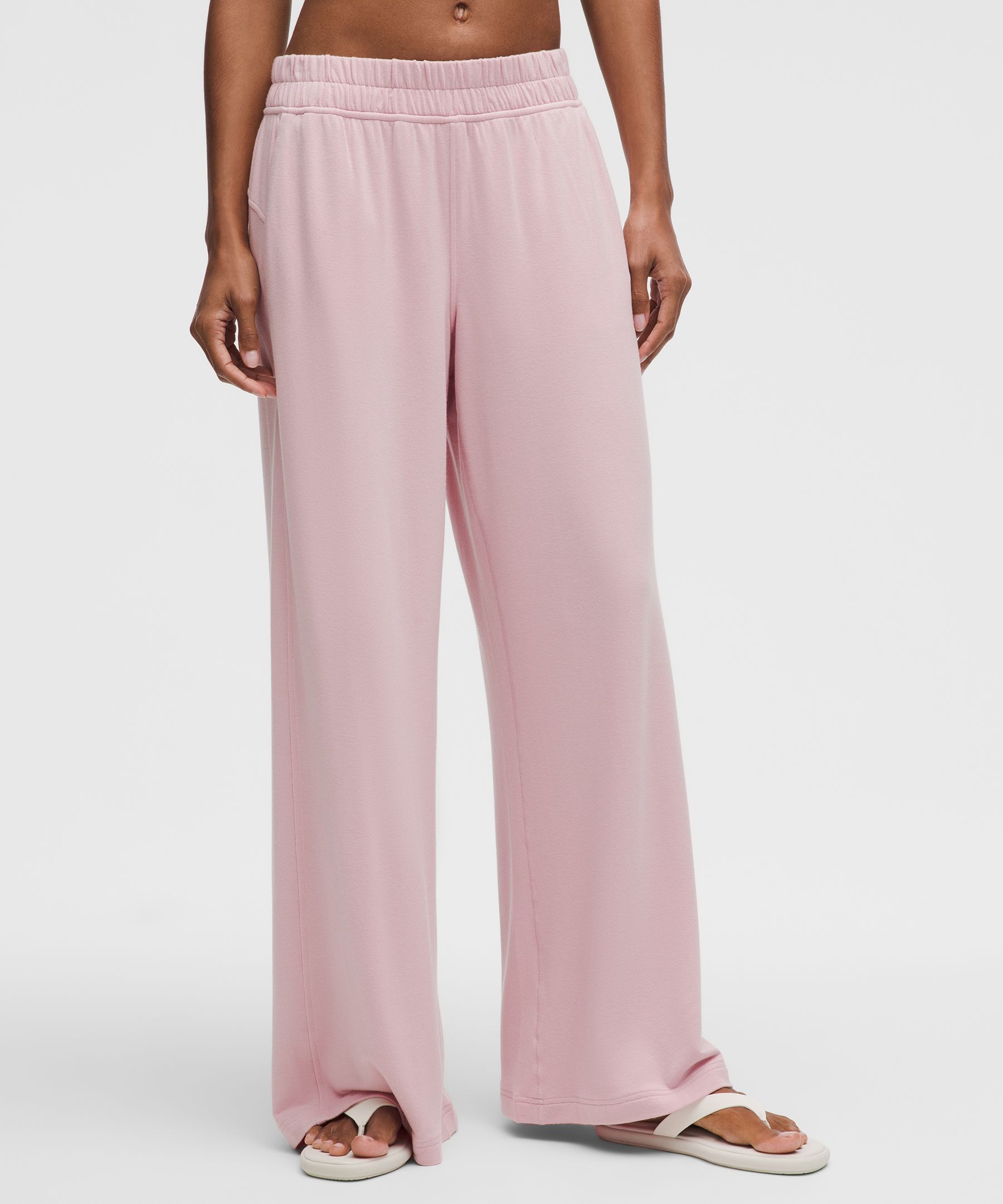 BeCalm Mid-Rise Wide-Leg Pant - Pink