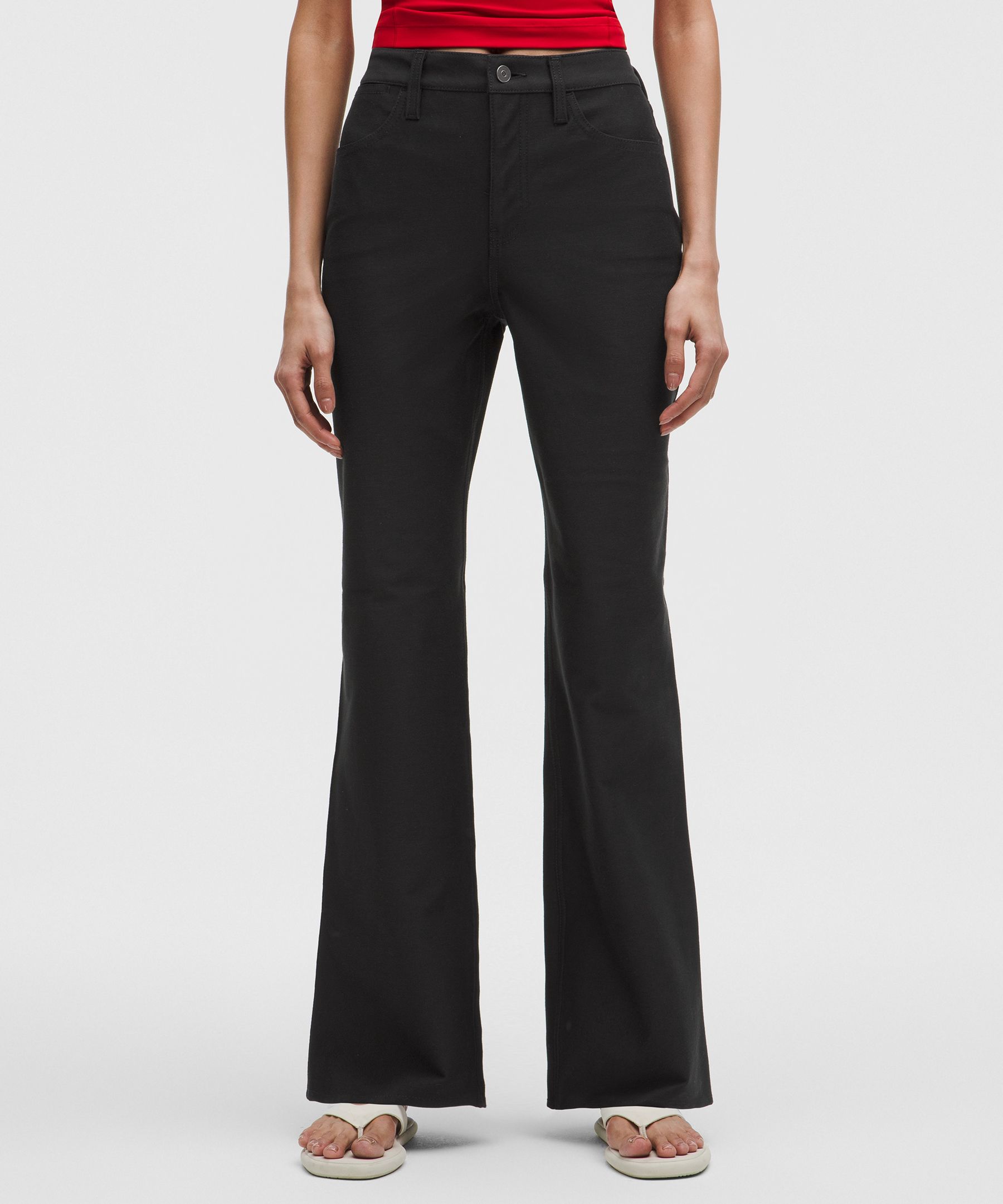 EasyFive High-Rise Subtle-Flare Pant *Regular