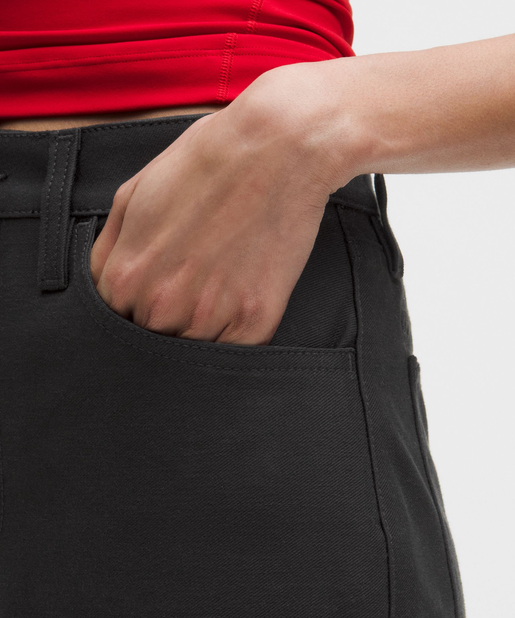 EasyFive High-Rise Subtle-Flare Pant *Regular